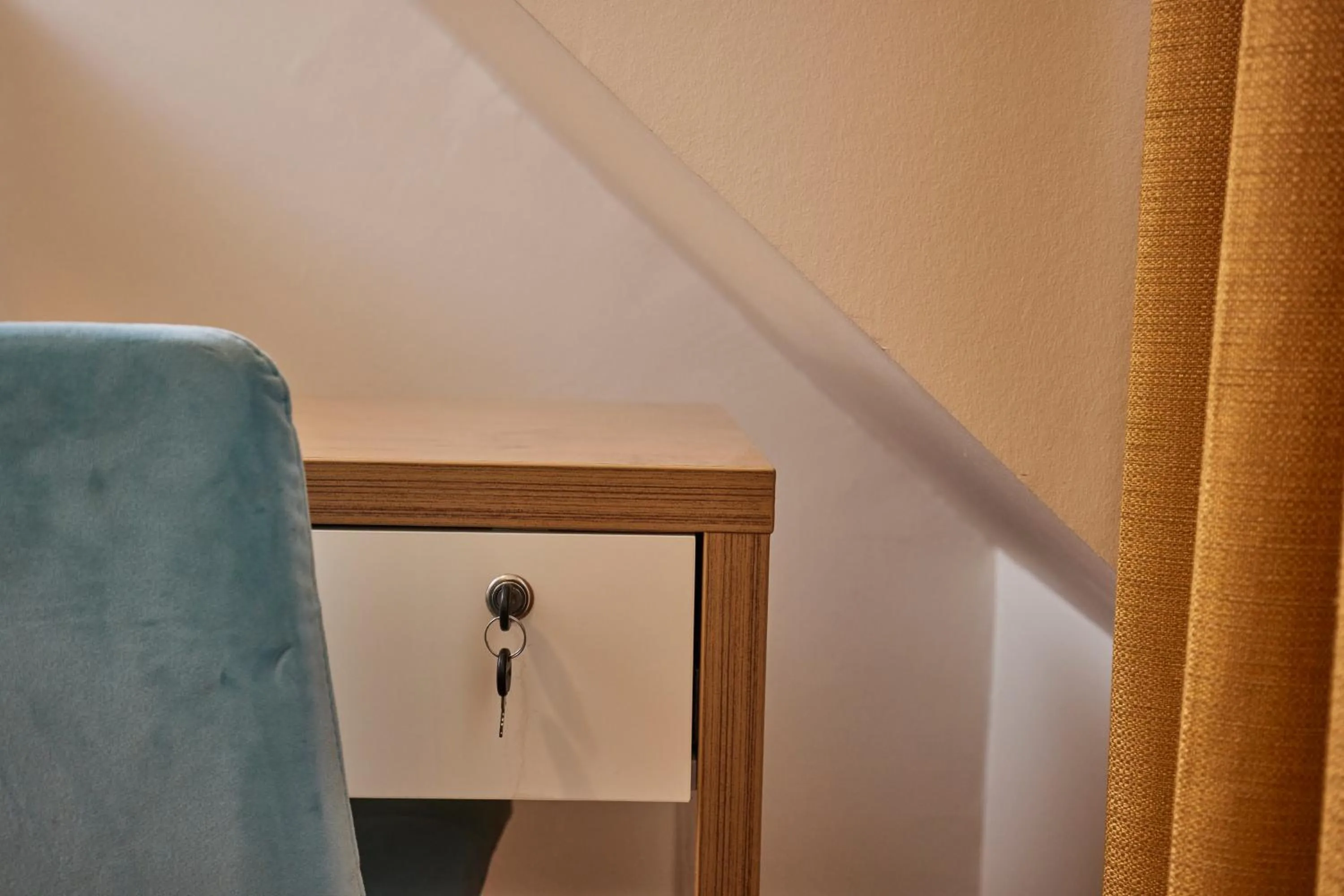 hair dresser in Hotel Isha