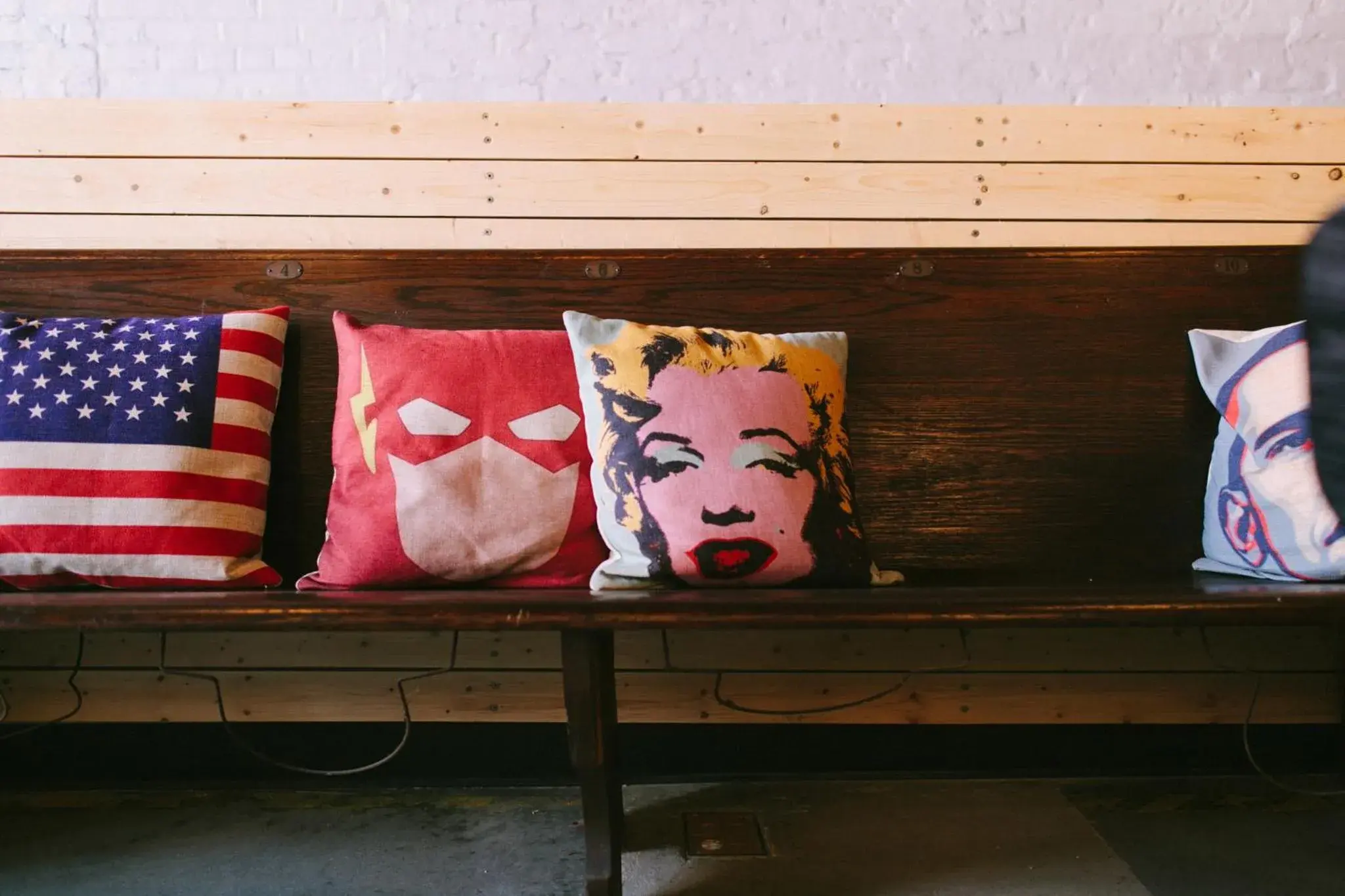 Lounge or bar in The Local NY Hostel Lounge or bar in The Local NY Hostel