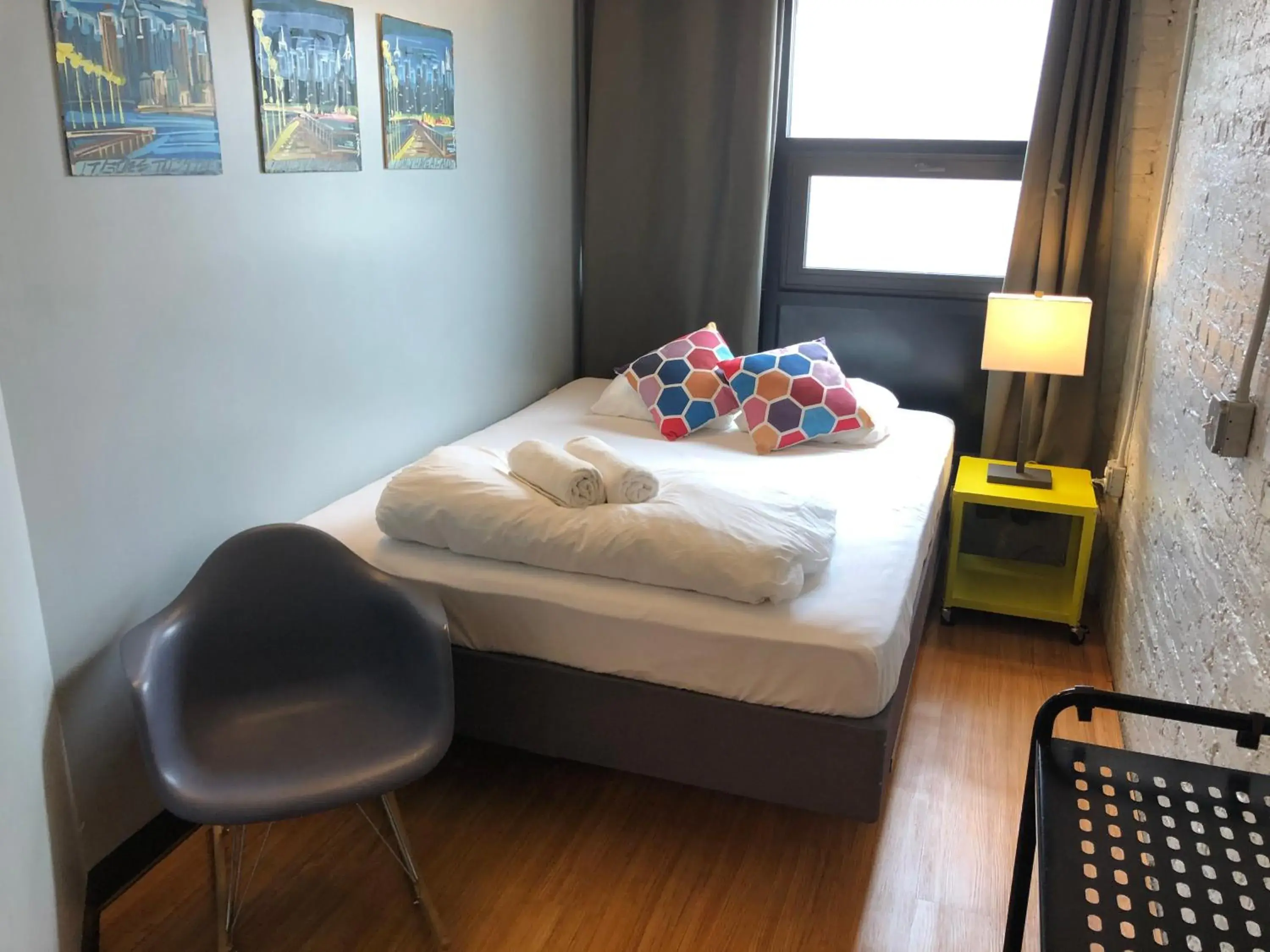 Photo of the whole room, Bed in The Local NY Hostel Photo of the whole room, Bed in The Local NY Hostel