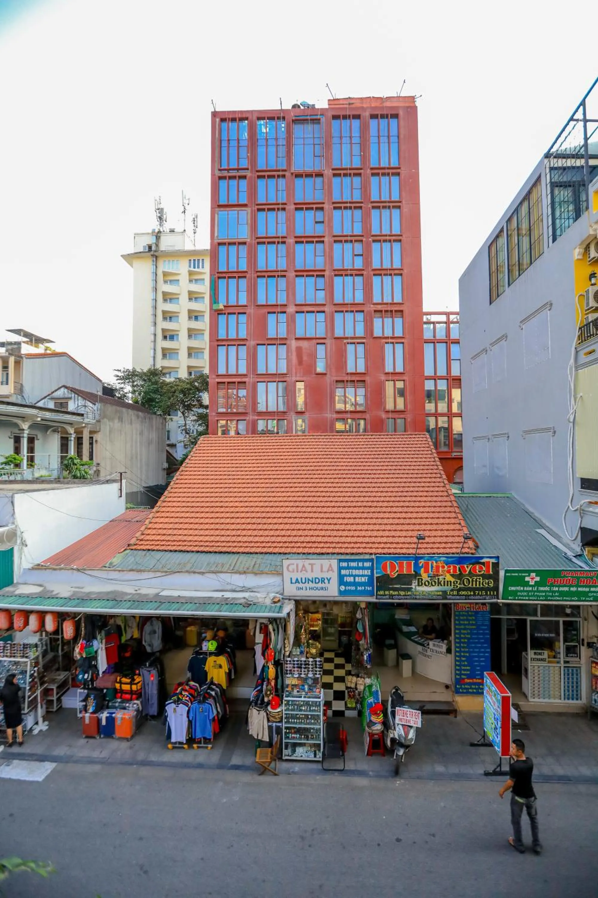 Neighbourhood in DMZ Hostel