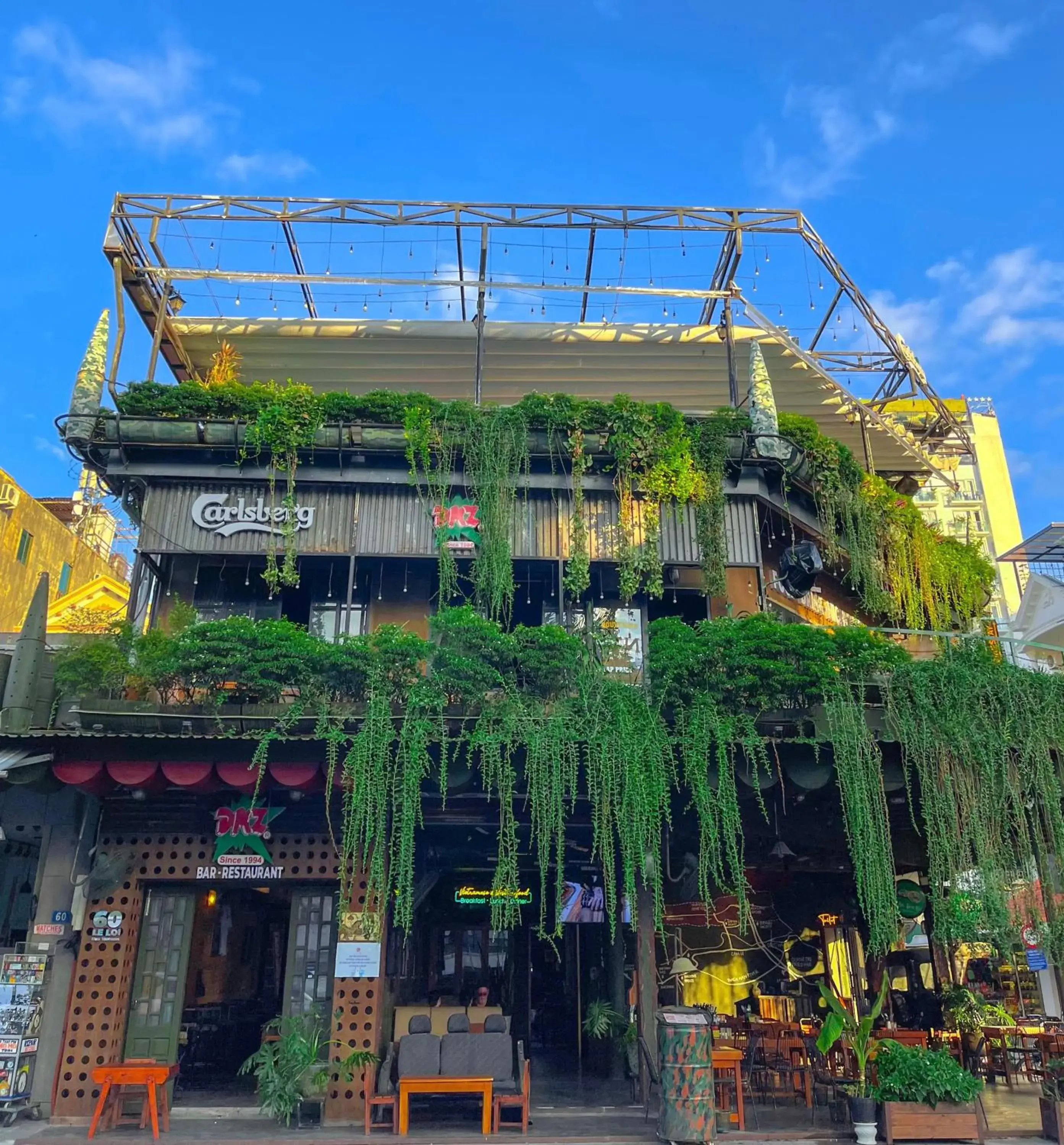 Restaurant/places to eat in DMZ Hostel Restaurant/places to eat in DMZ Hostel