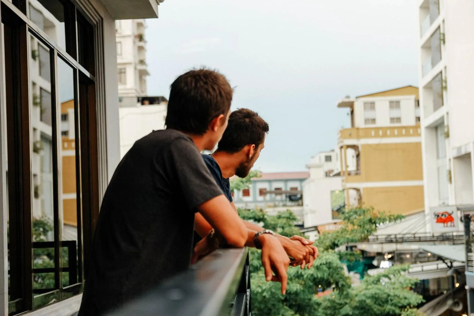 People in DMZ Hostel