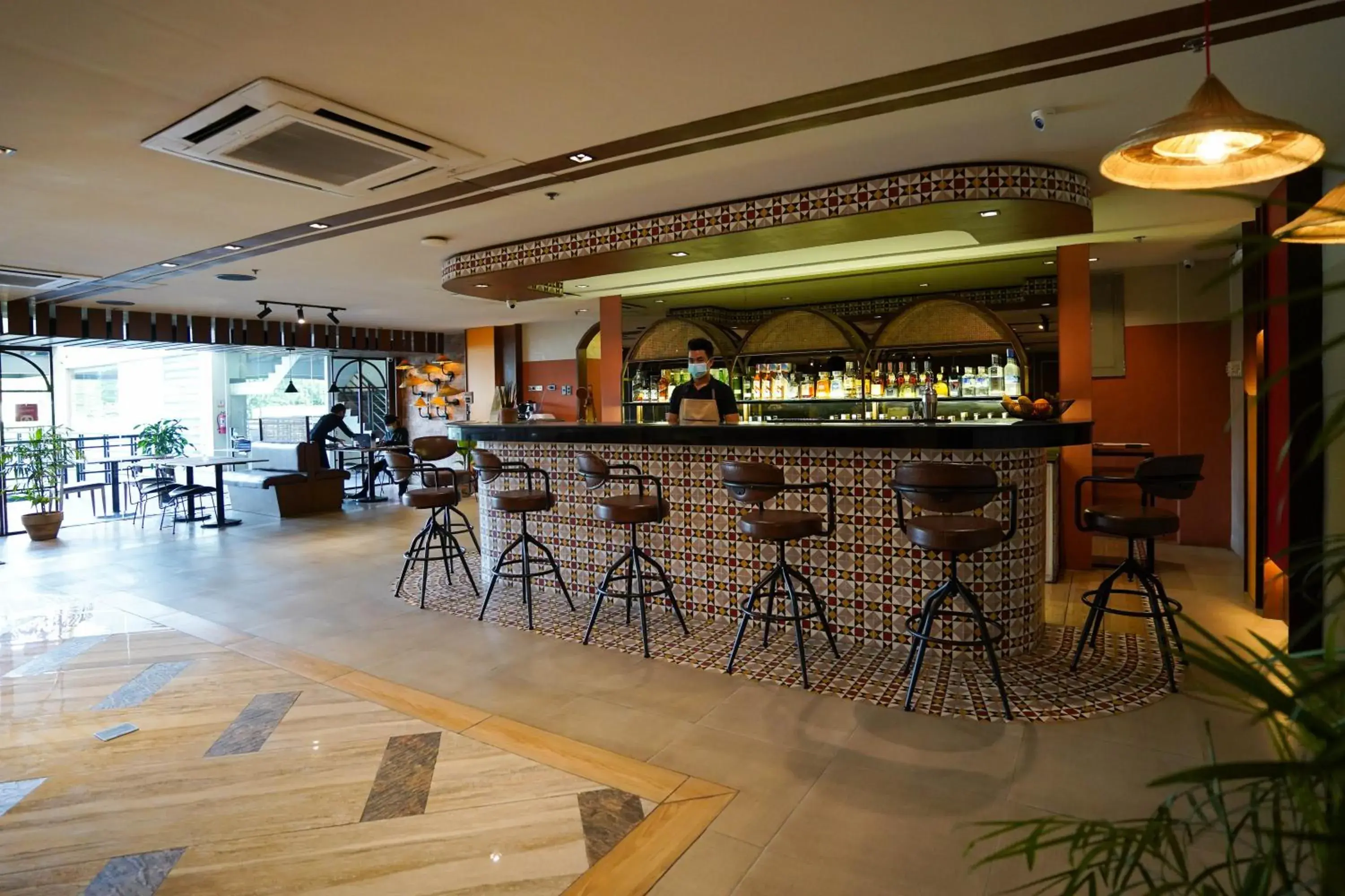 Restaurant/places to eat in Bravo Tanauan Hotel Restaurant/places to eat in Bravo Tanauan Hotel