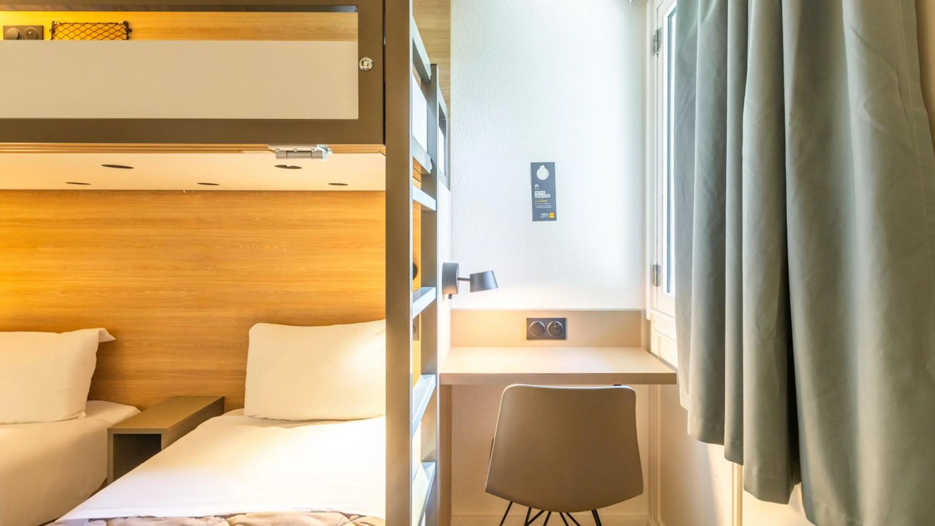 Bed in Premiere Classe Boissy St Leger