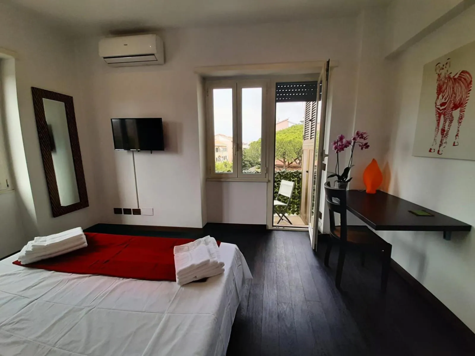 Bed in Place to Be&b