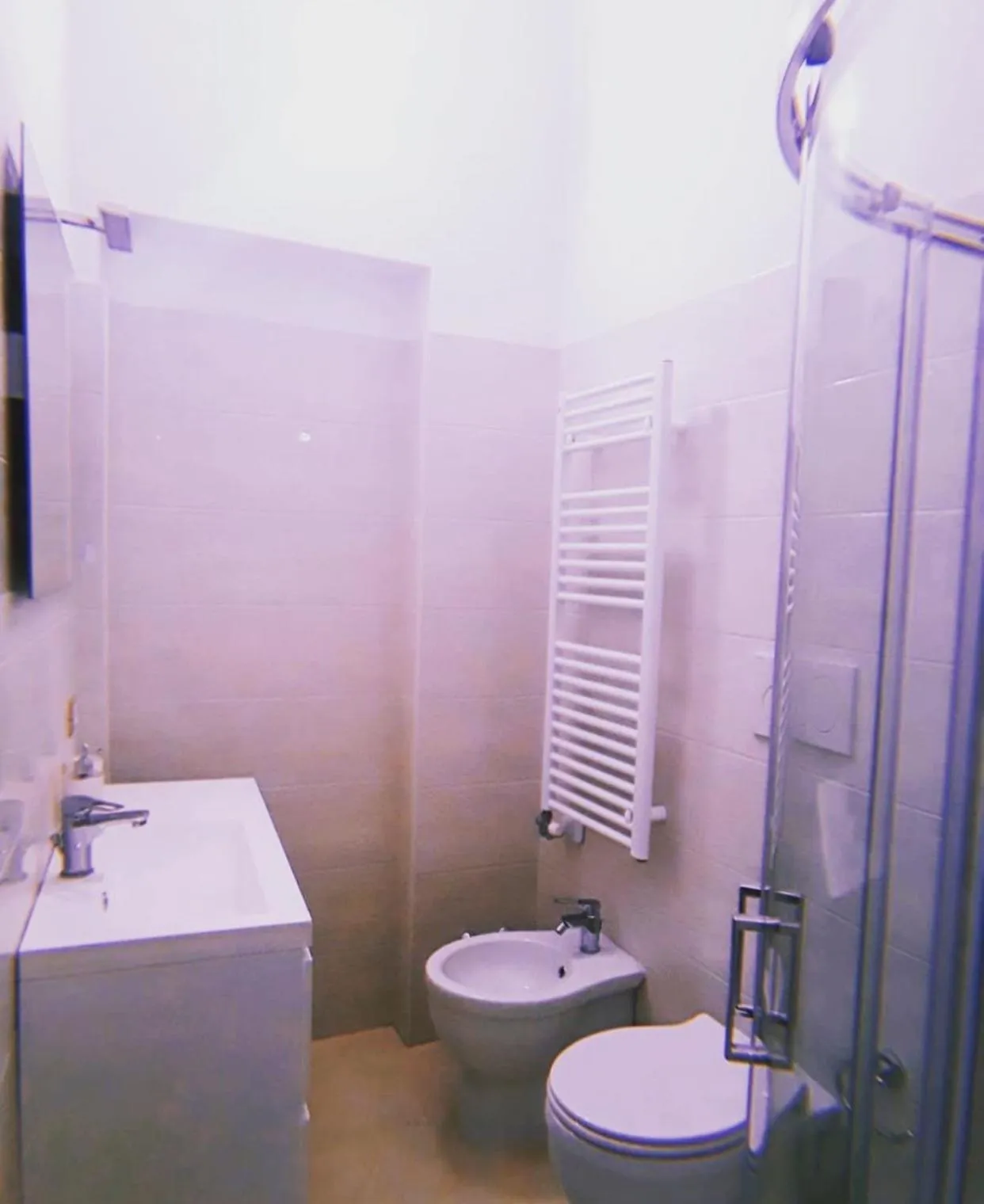 Shower in Lo Scrigno Barocco