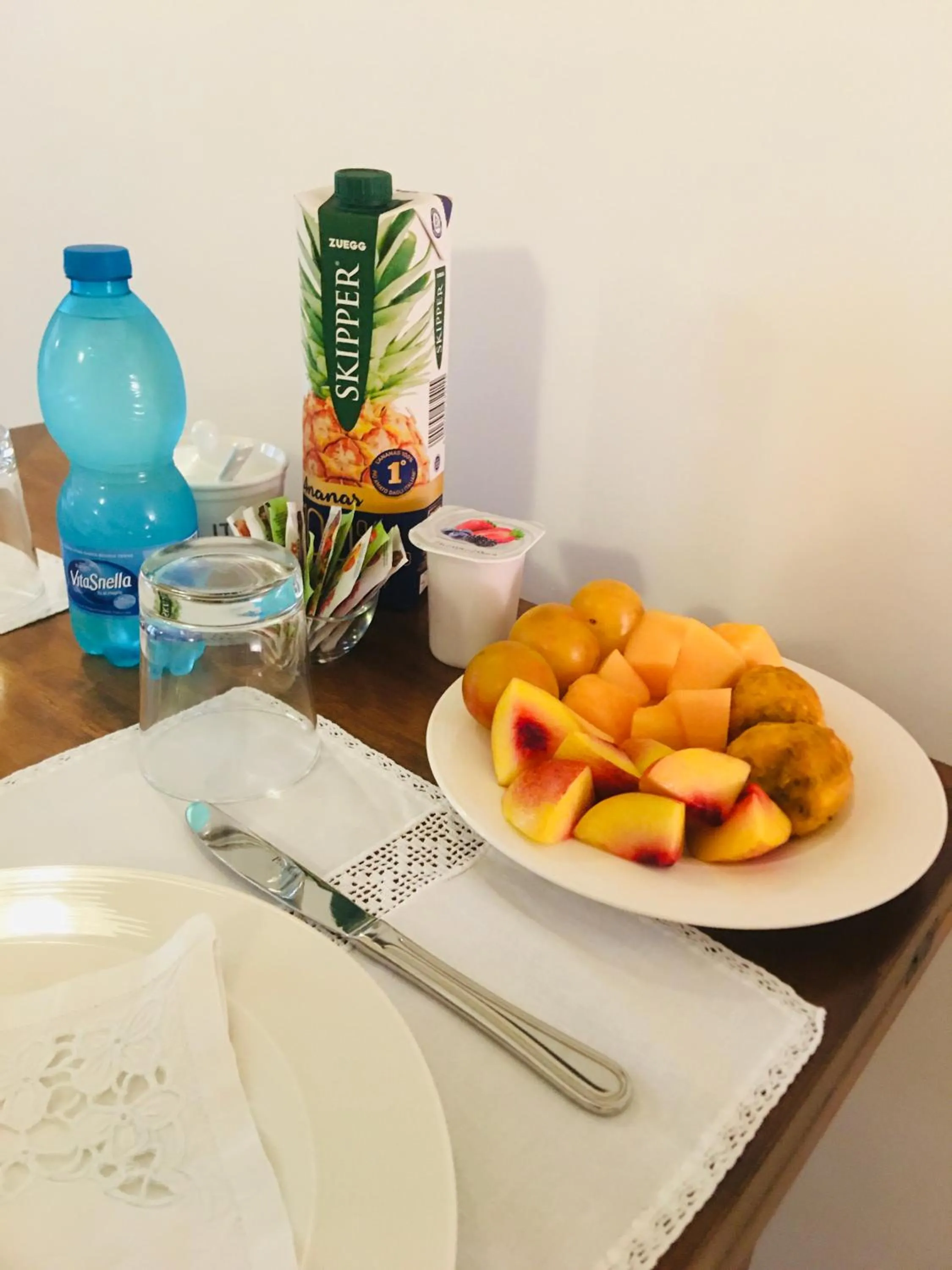 Food and drinks in Lo Scrigno Barocco