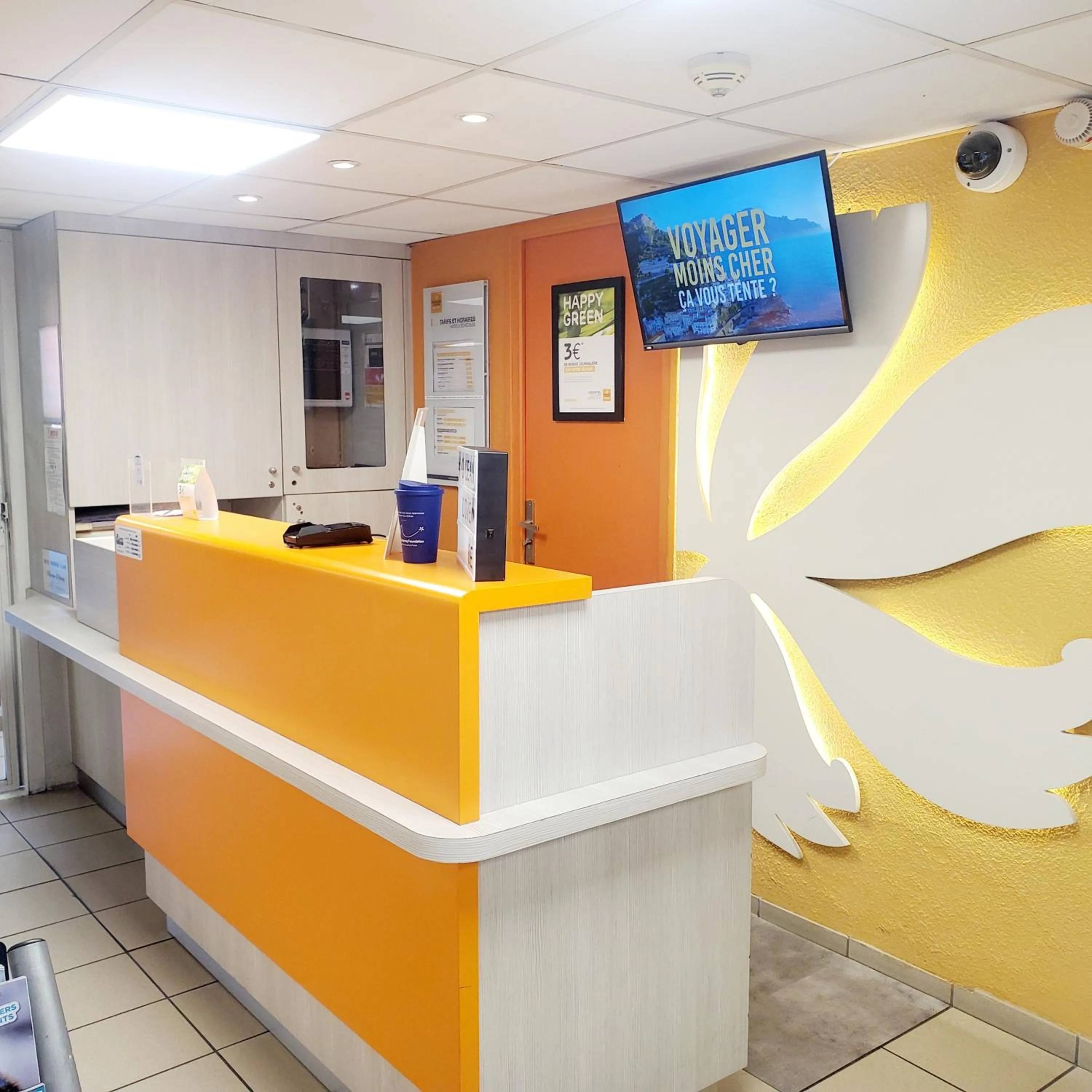 Lobby or reception in Premiere Classe Bordeaux Sud Villenave D'ornon