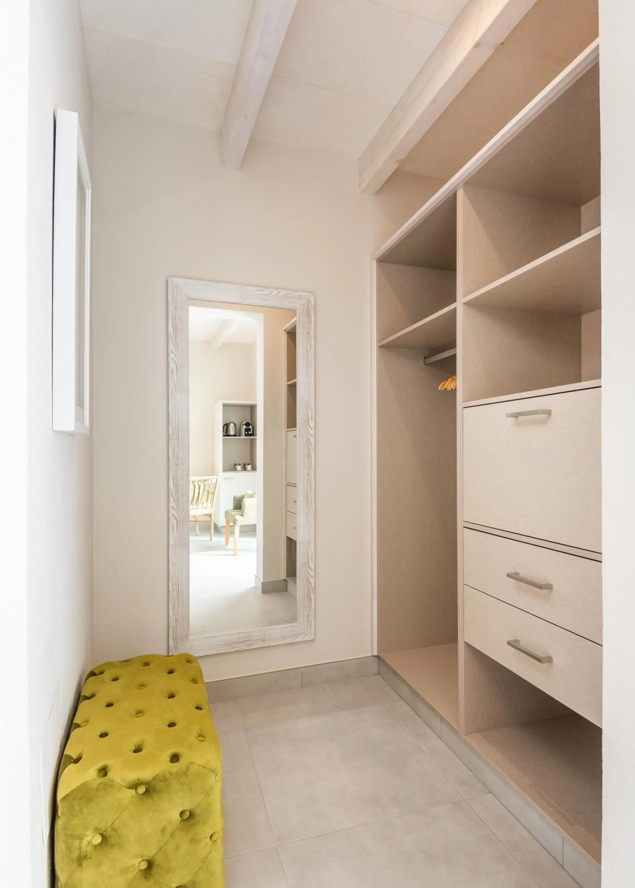 wardrobe in Agroturismo Llucasaldent Gran Menorca - Adults Only