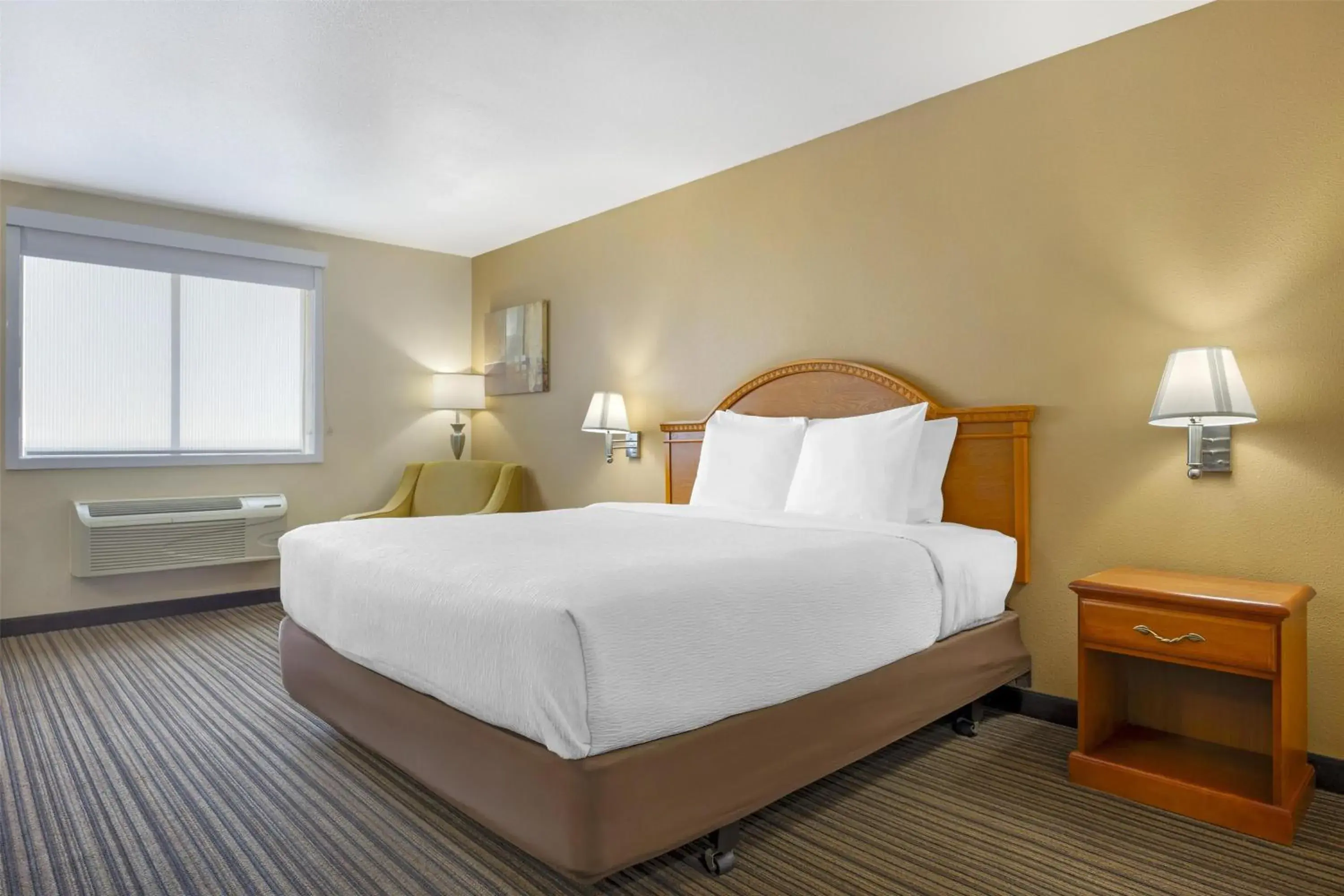King Room - Pet Friendly/Non-Smoking in Best Western East El Paso Inn King Room - Pet Friendly/Non-Smoking in Best Western East El Paso Inn