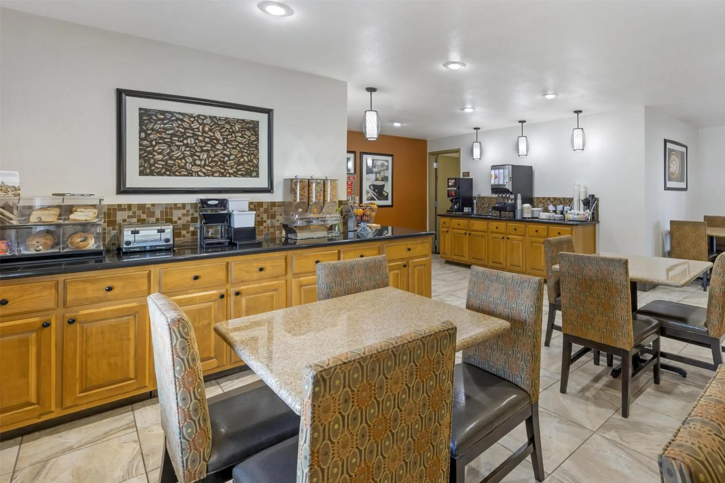 Breakfast in Best Western East El Paso Inn Breakfast in Best Western East El Paso Inn