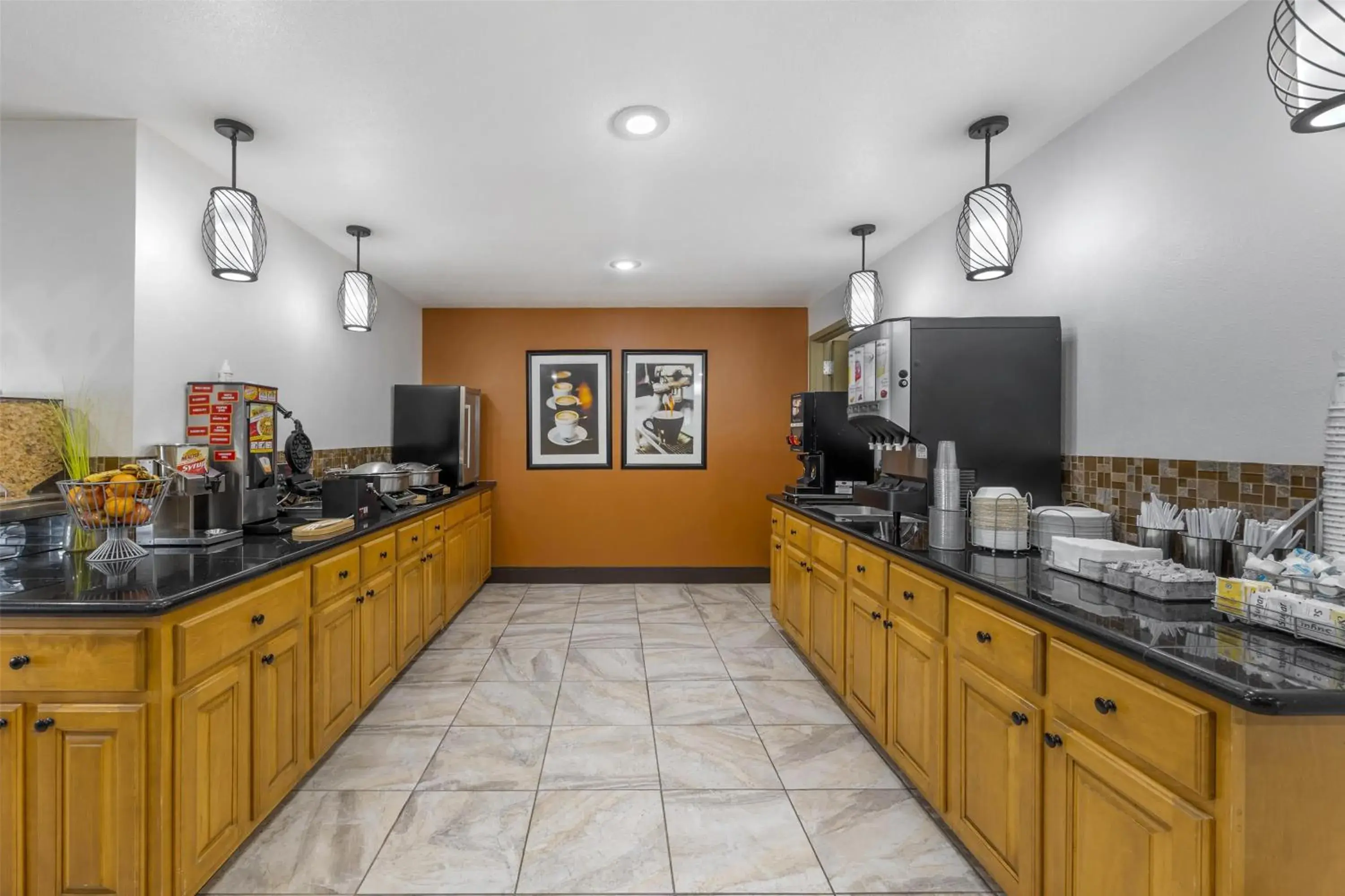 Breakfast in Best Western East El Paso Inn Breakfast in Best Western East El Paso Inn