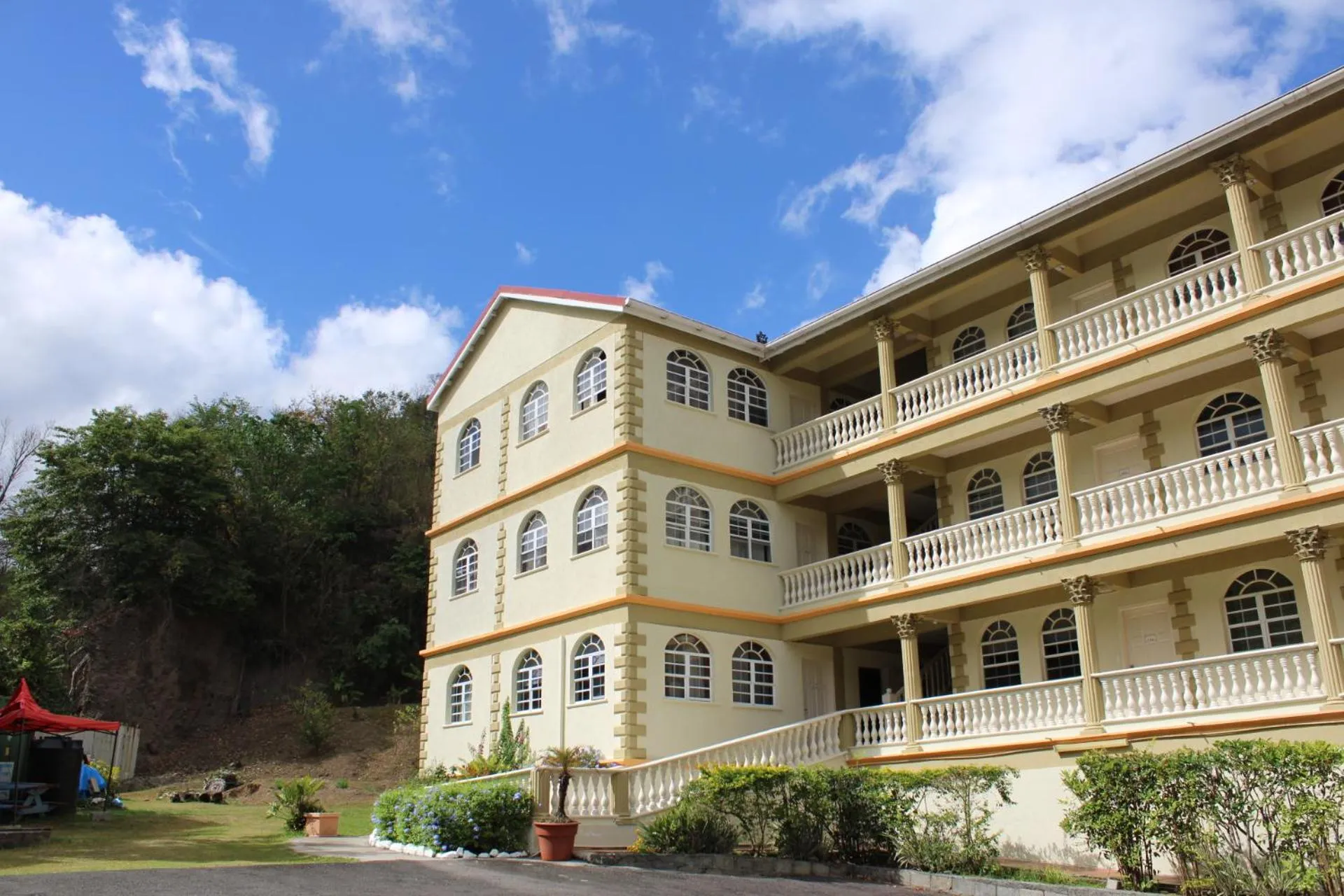 Property building in Rejens Hotel