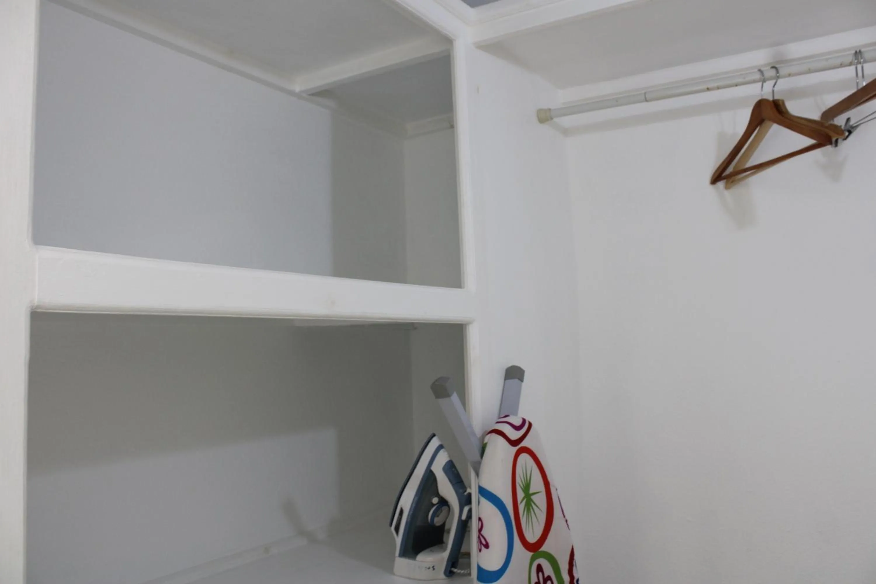 wardrobe in Rejens Hotel