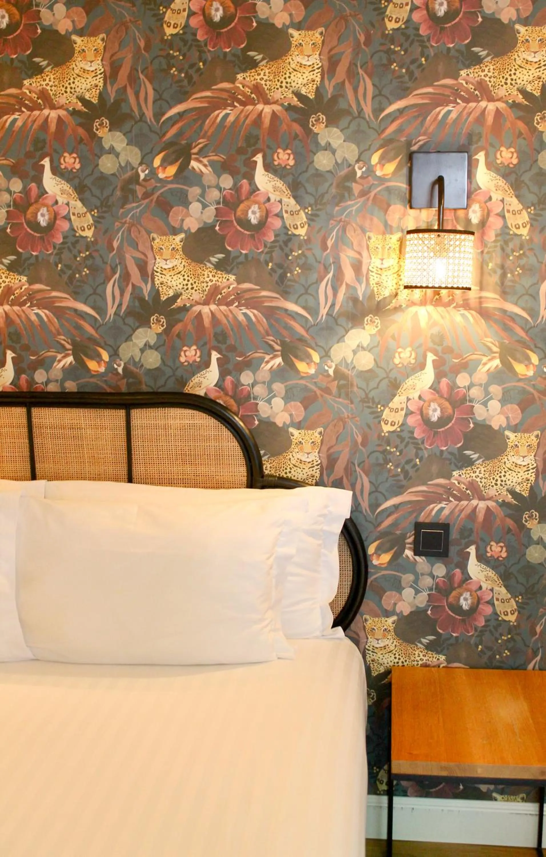 Bedroom, Bed in Hotel Edouard VII