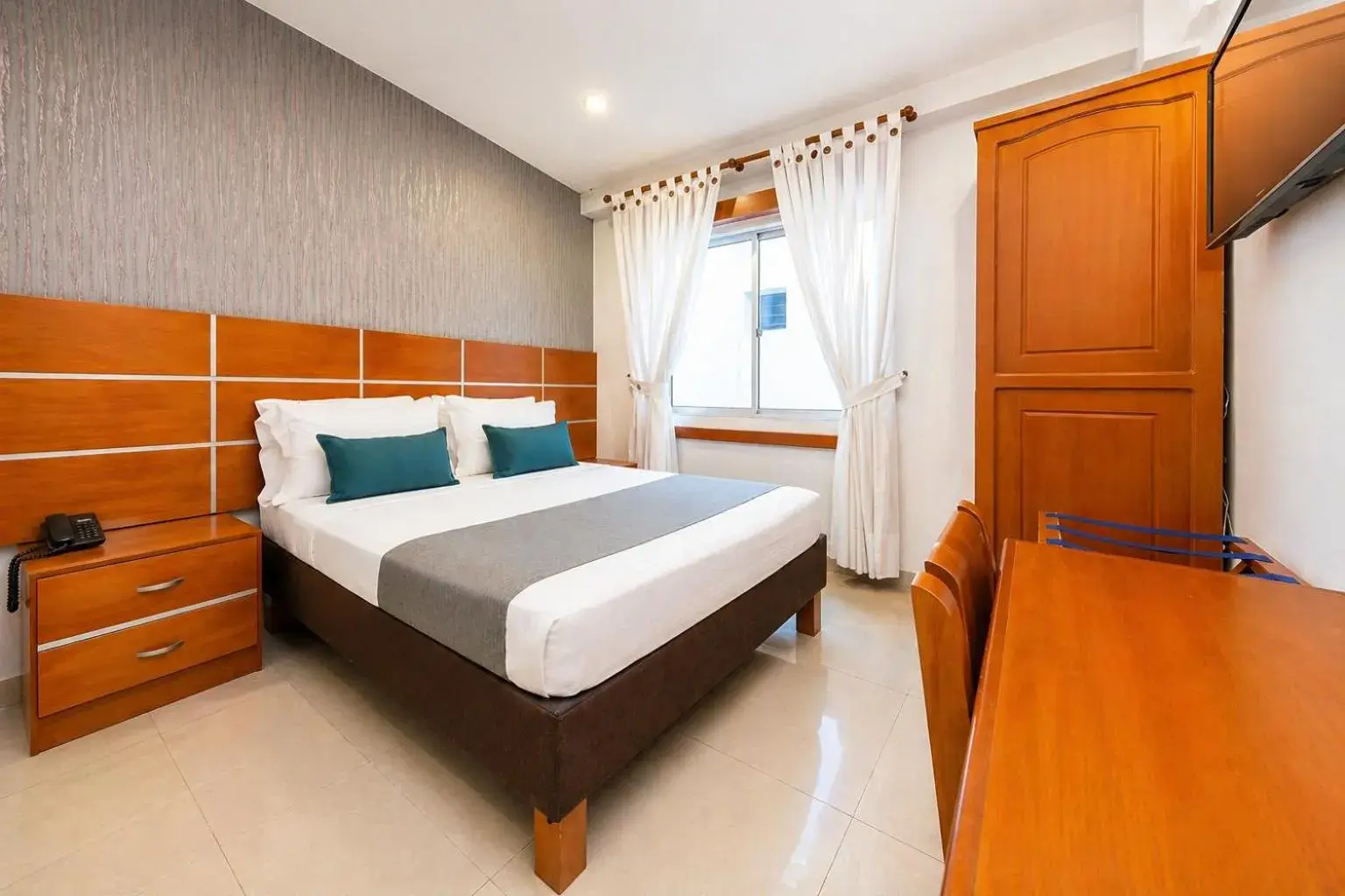 Deluxe Room - single occupancy in Ayenda Optimum Deluxe Room - single occupancy in Ayenda Optimum