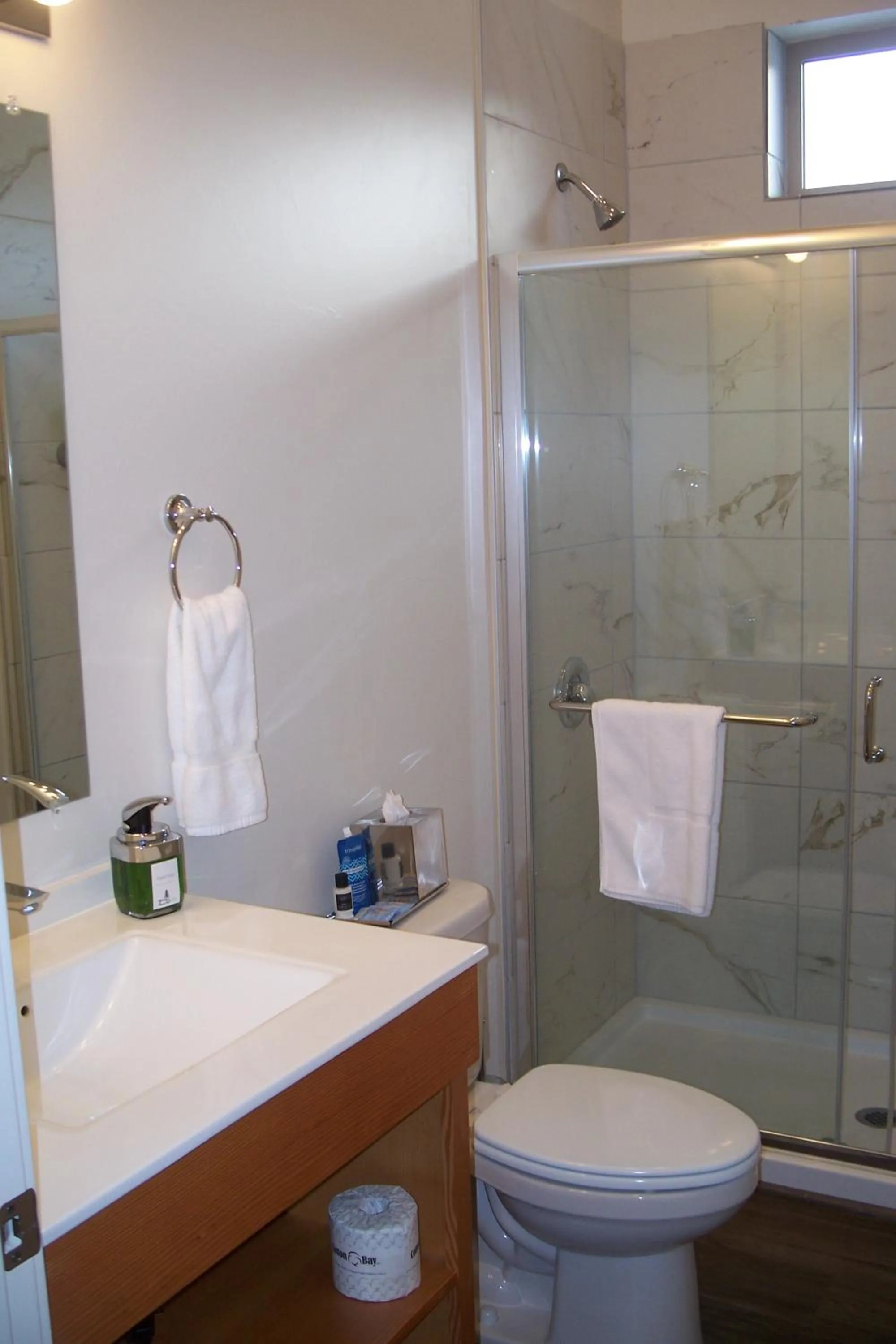 Bathroom in Terra Nova Cabins