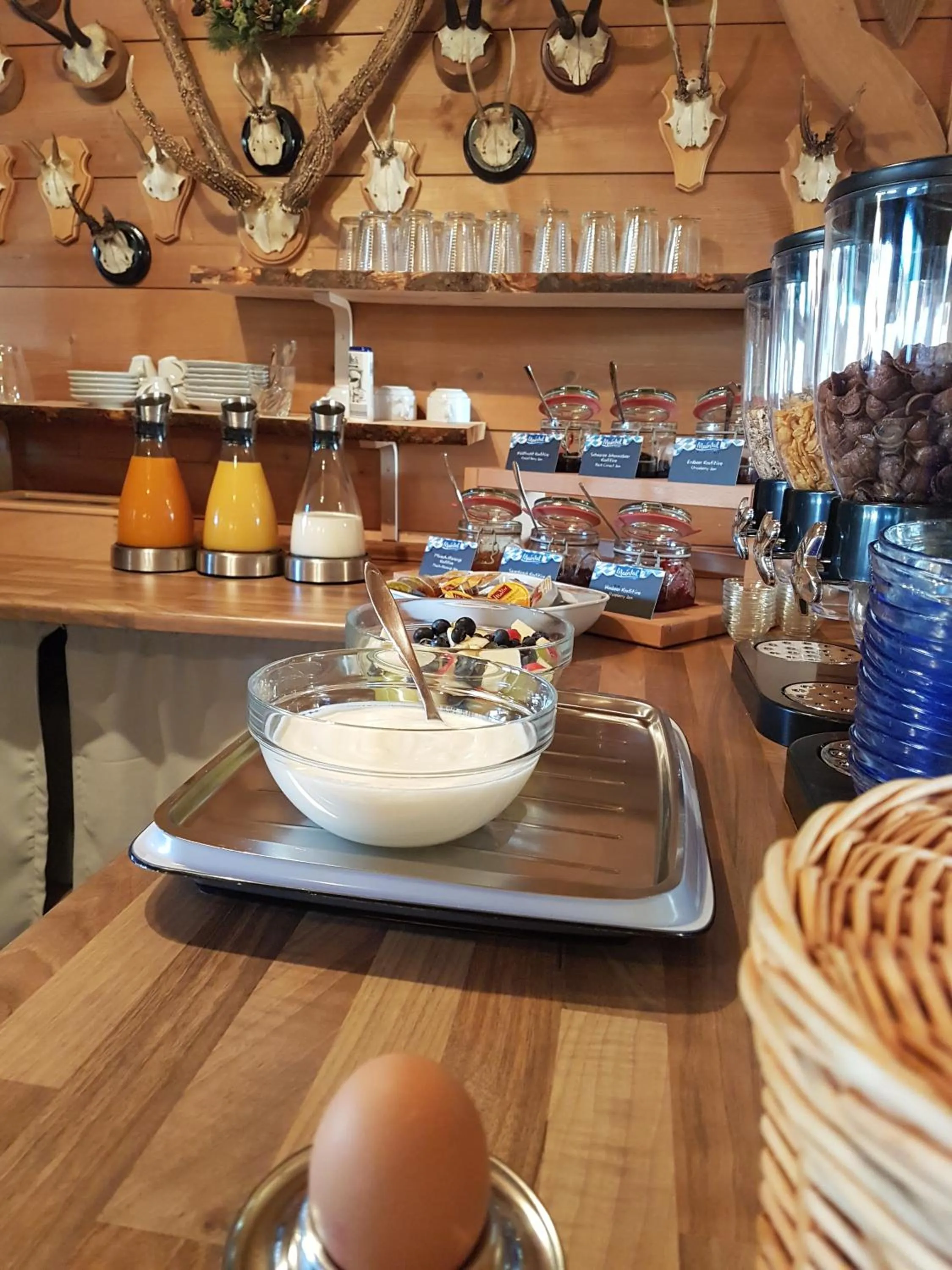 Breakfast in Haus Moni