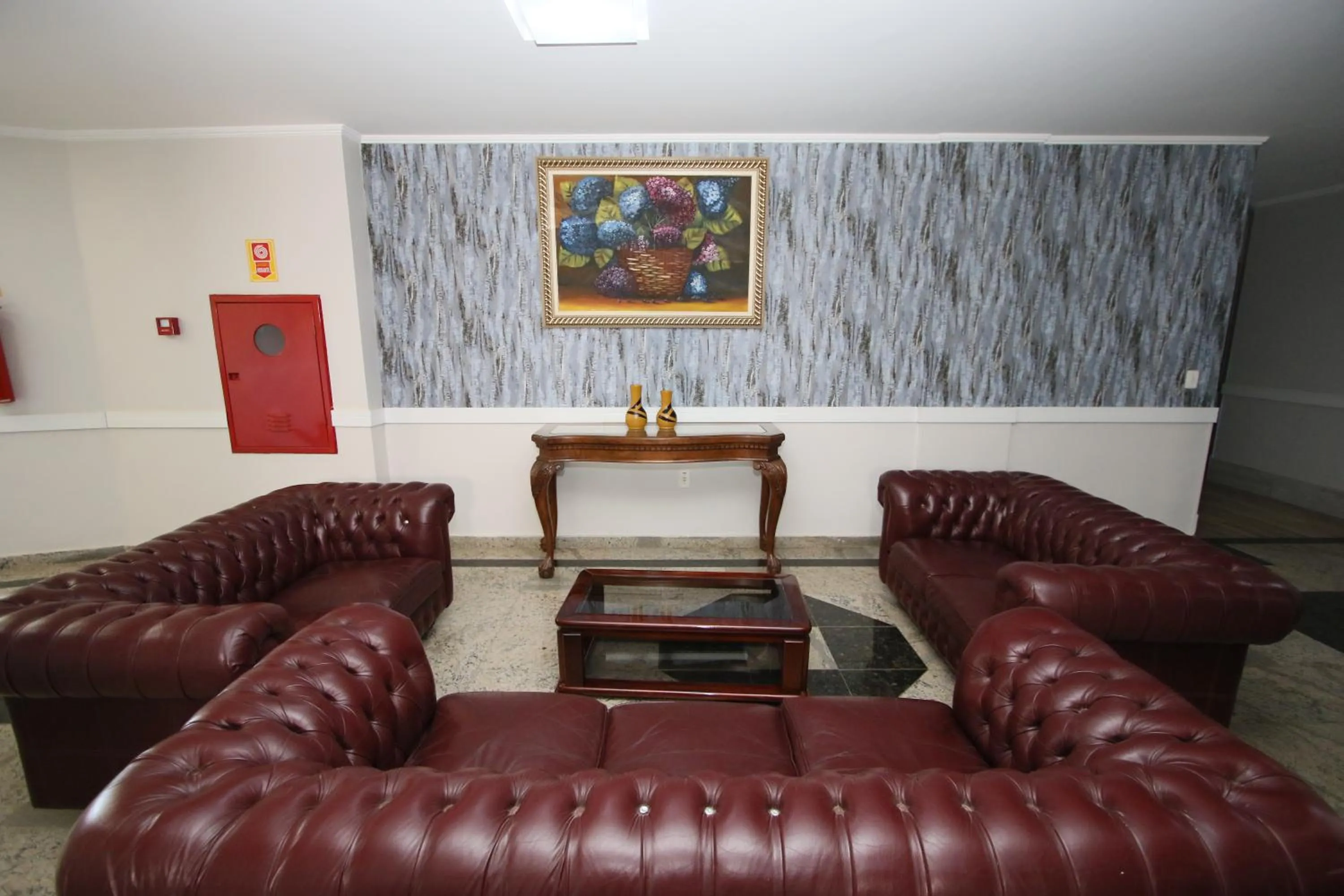 Lobby or reception in Laguna Plaza Hotel