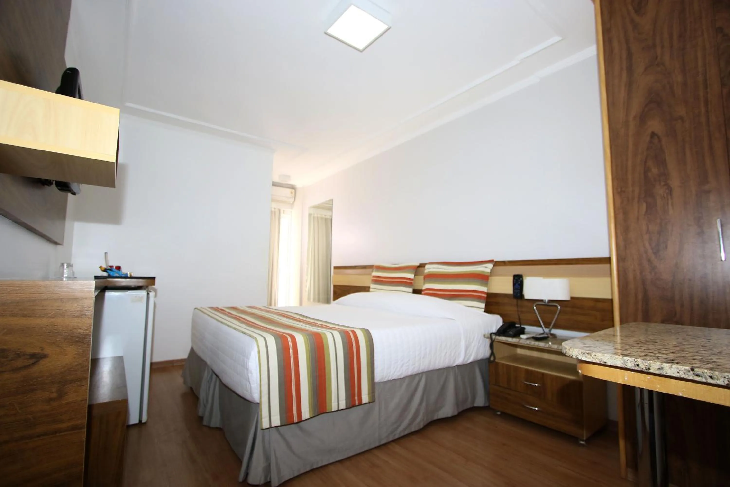 Bed in Laguna Plaza Hotel