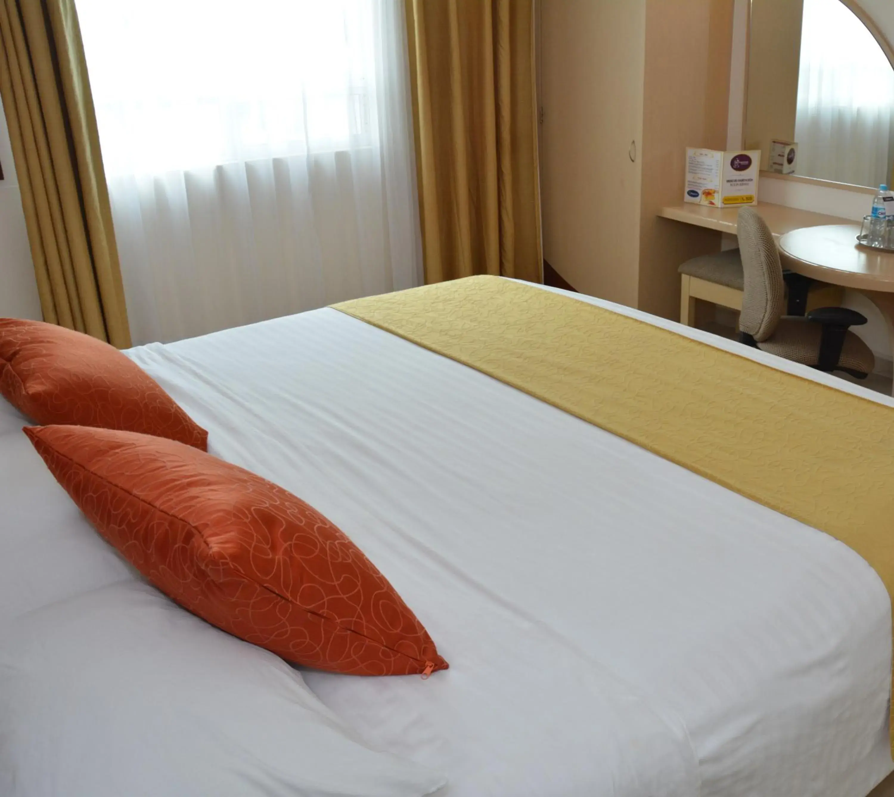 Bed in Hotel Magico Inn Bed in Hotel Magico Inn