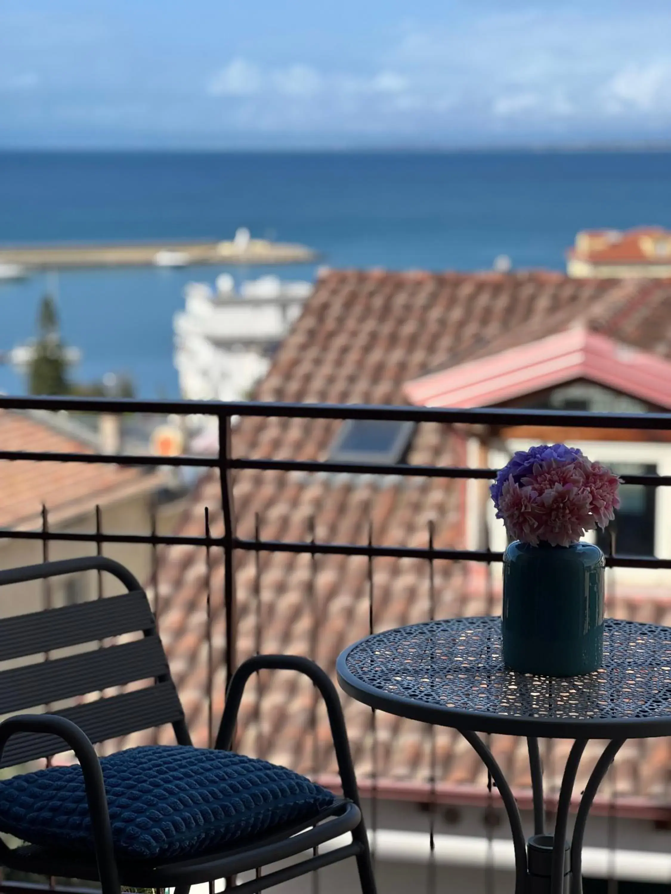 Deluxe Double Room with Balcony and Sea View in Dimora Bellini Deluxe Double Room with Balcony and Sea View in Dimora Bellini