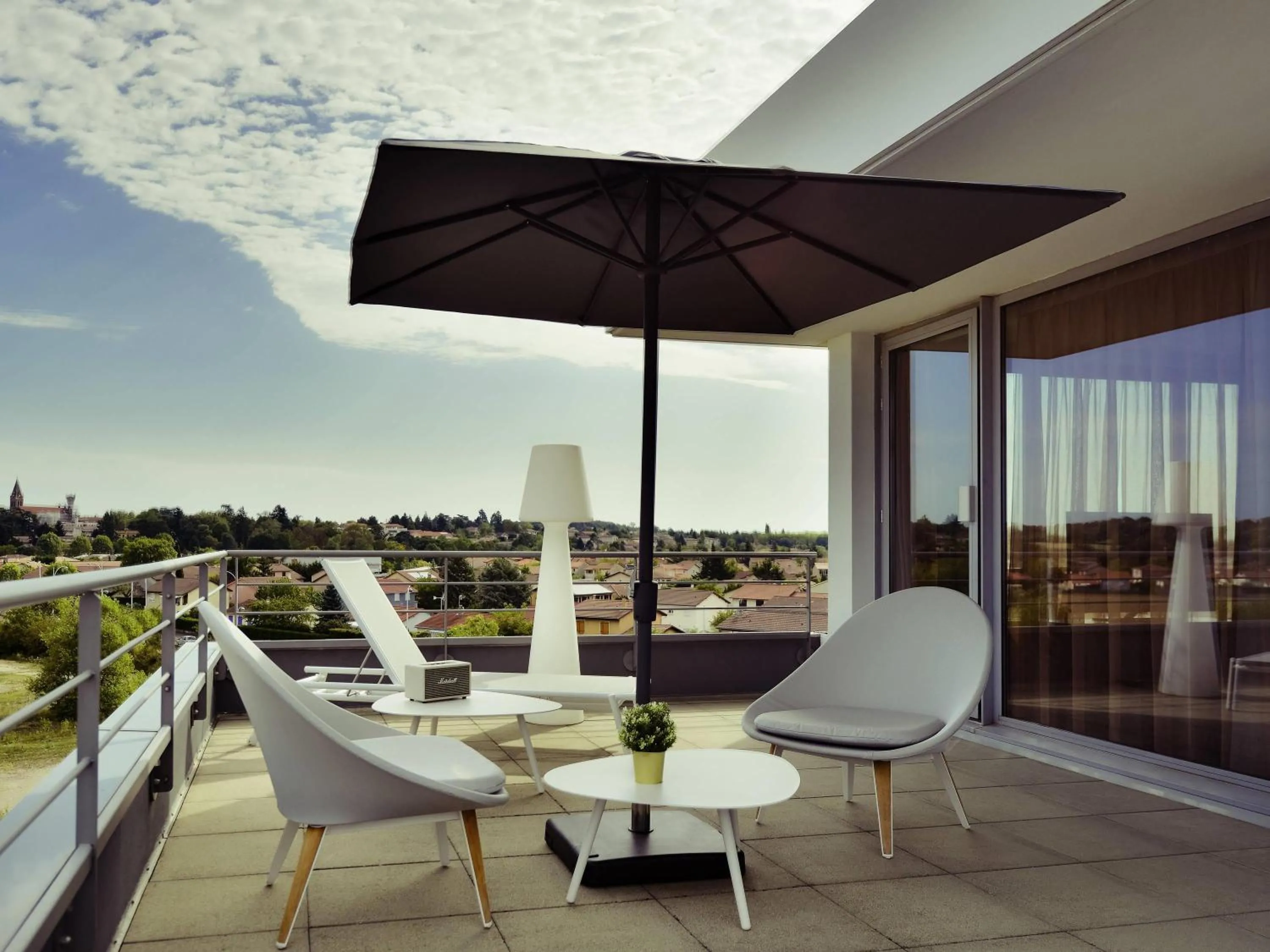 Bedroom in Mercure Lyon Genas Eurexpo