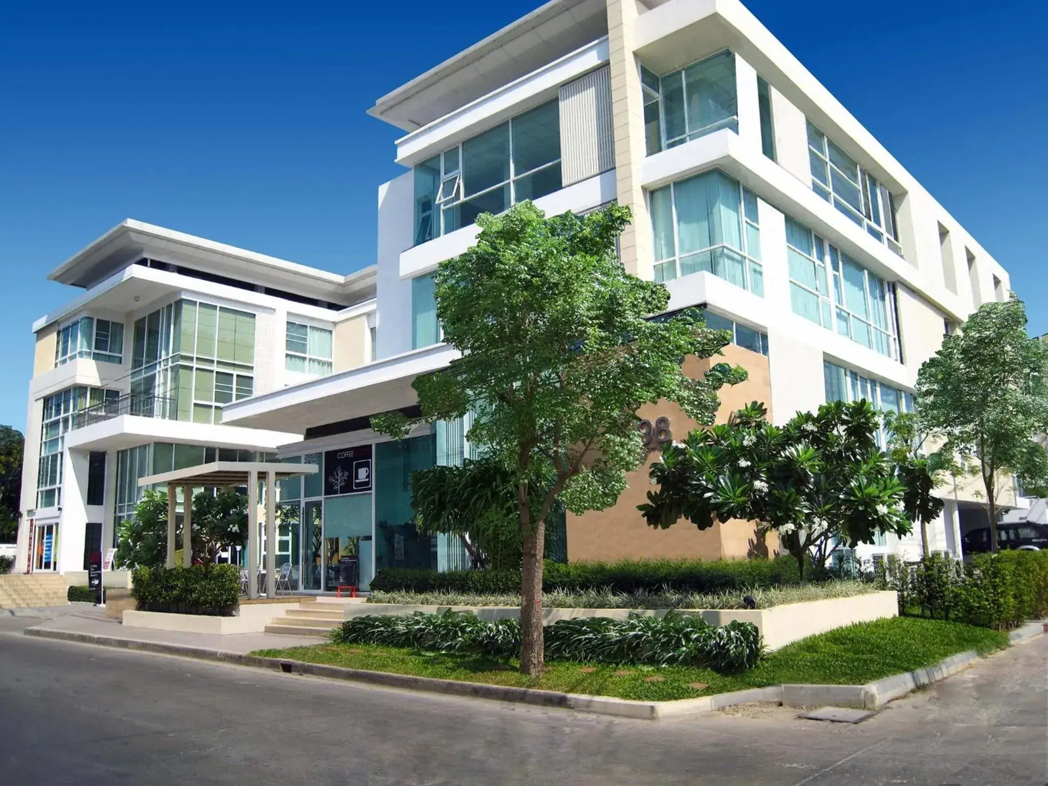 Property building in Duplex 21 Apartment Property building in Duplex 21 Apartment