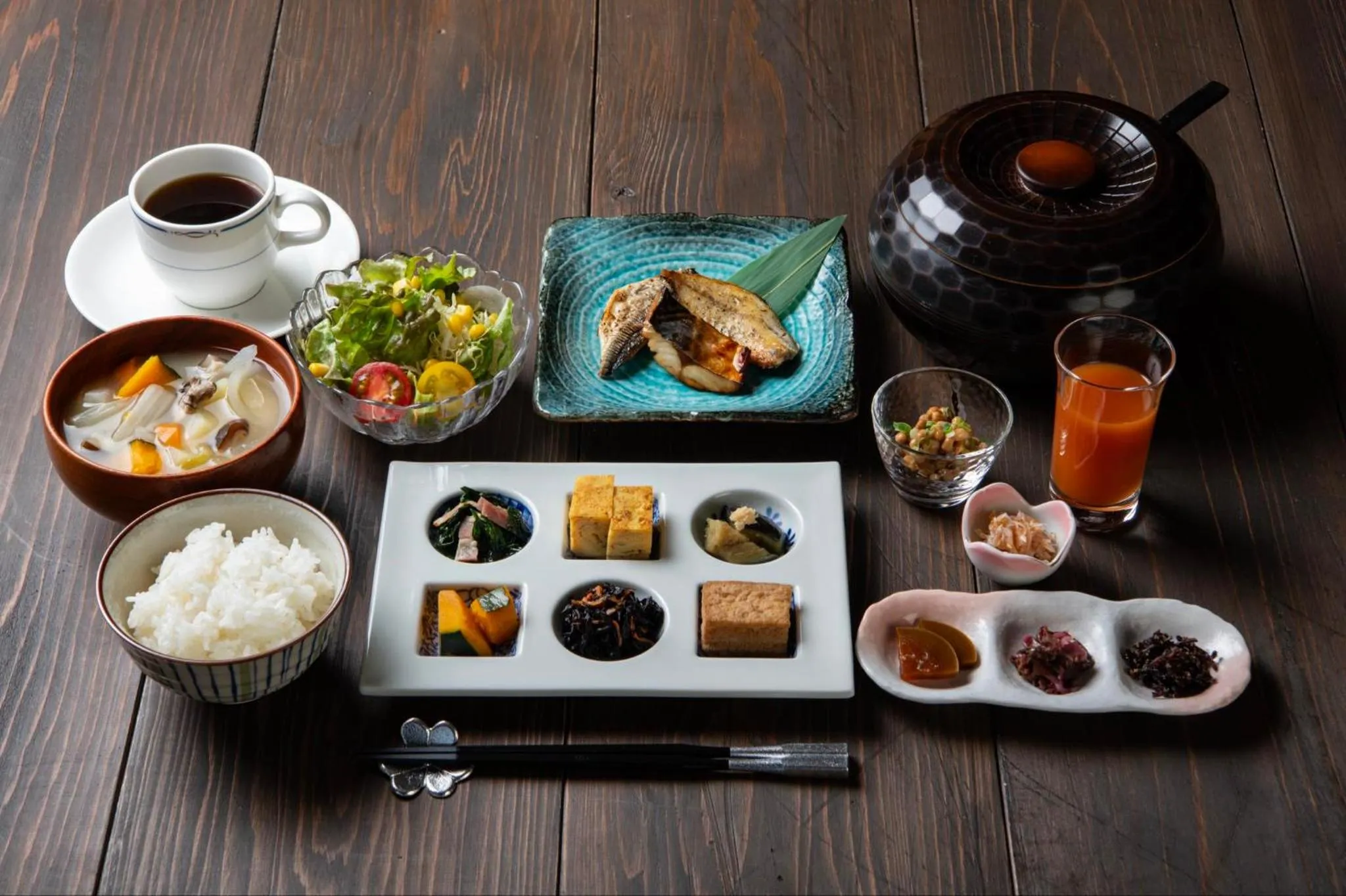 Food and drinks in Hotel Cocorone Lodge and Spa