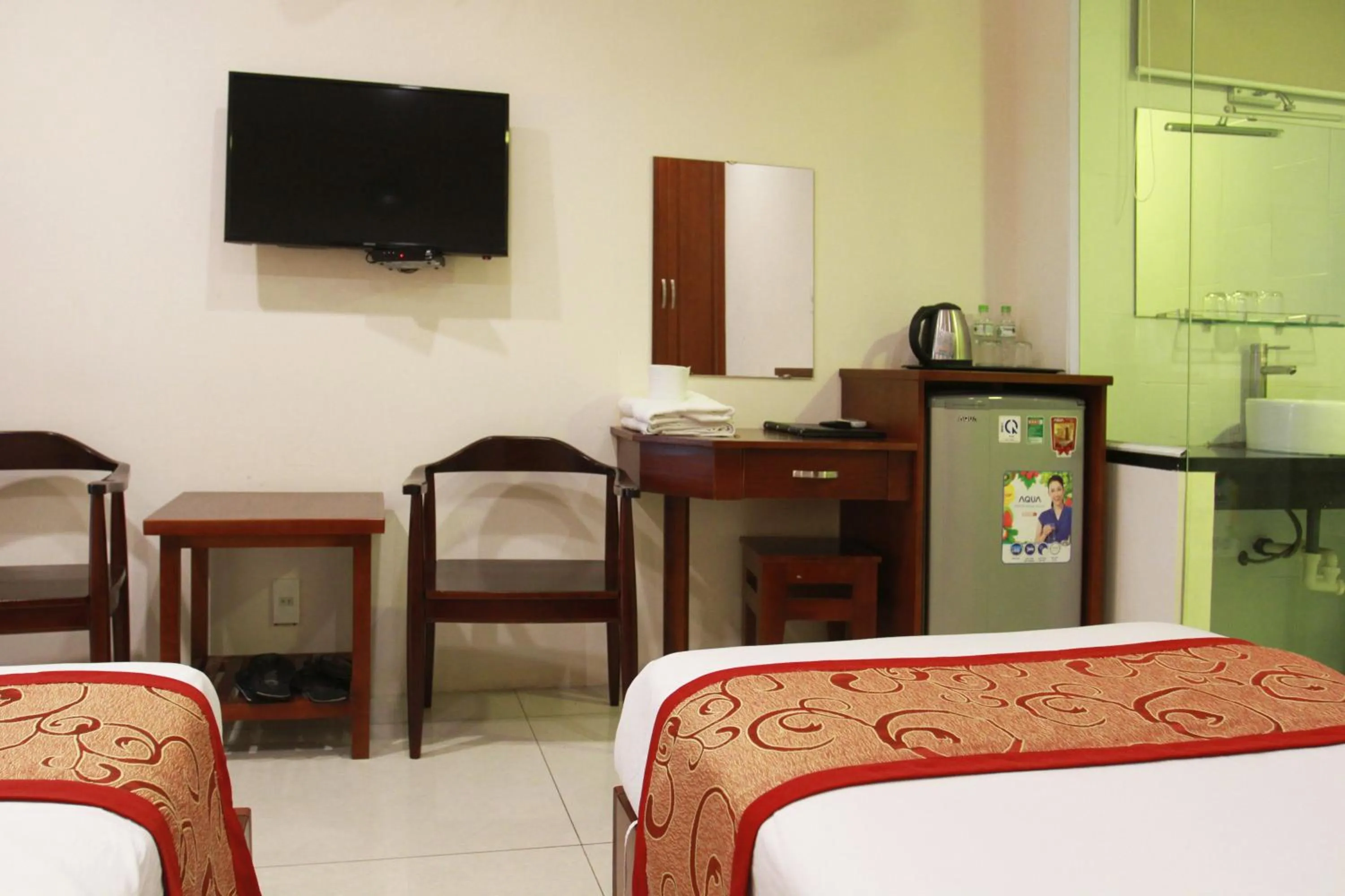 TV and multimedia, Bed in Ngoc Minh Hotel