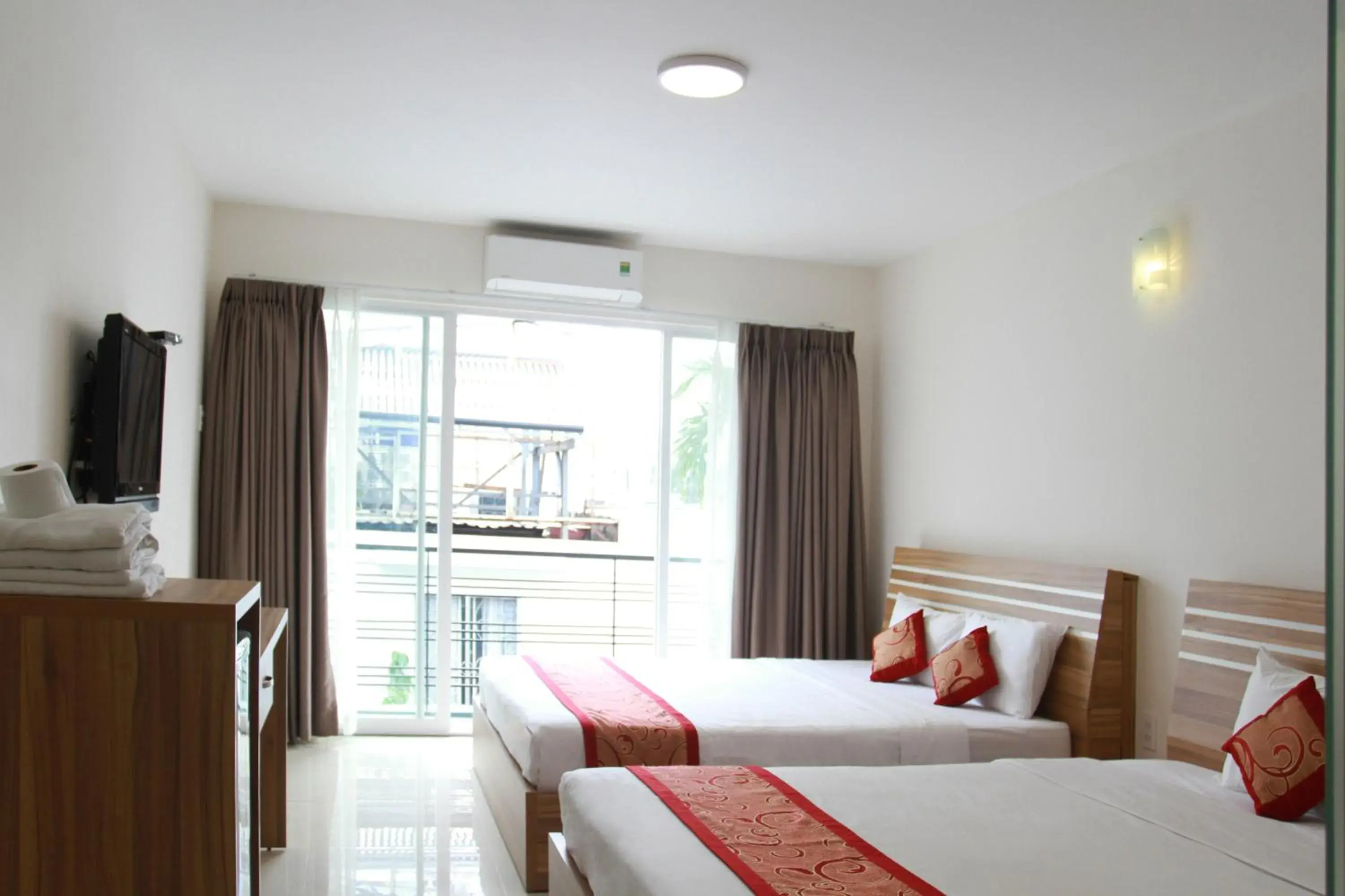 Deluxe Family Room in Ngoc Minh Hotel Deluxe Family Room in Ngoc Minh Hotel