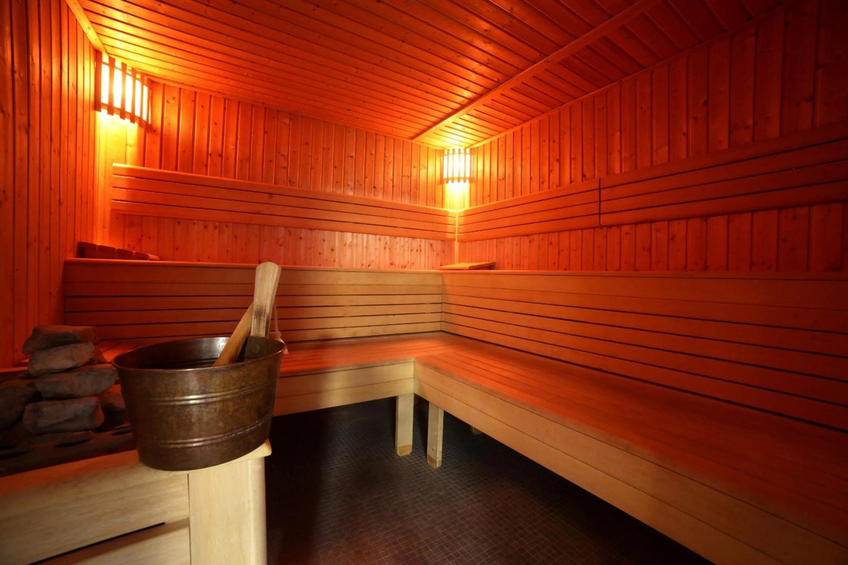 Sauna in Golden Tulip Gdańsk Residence