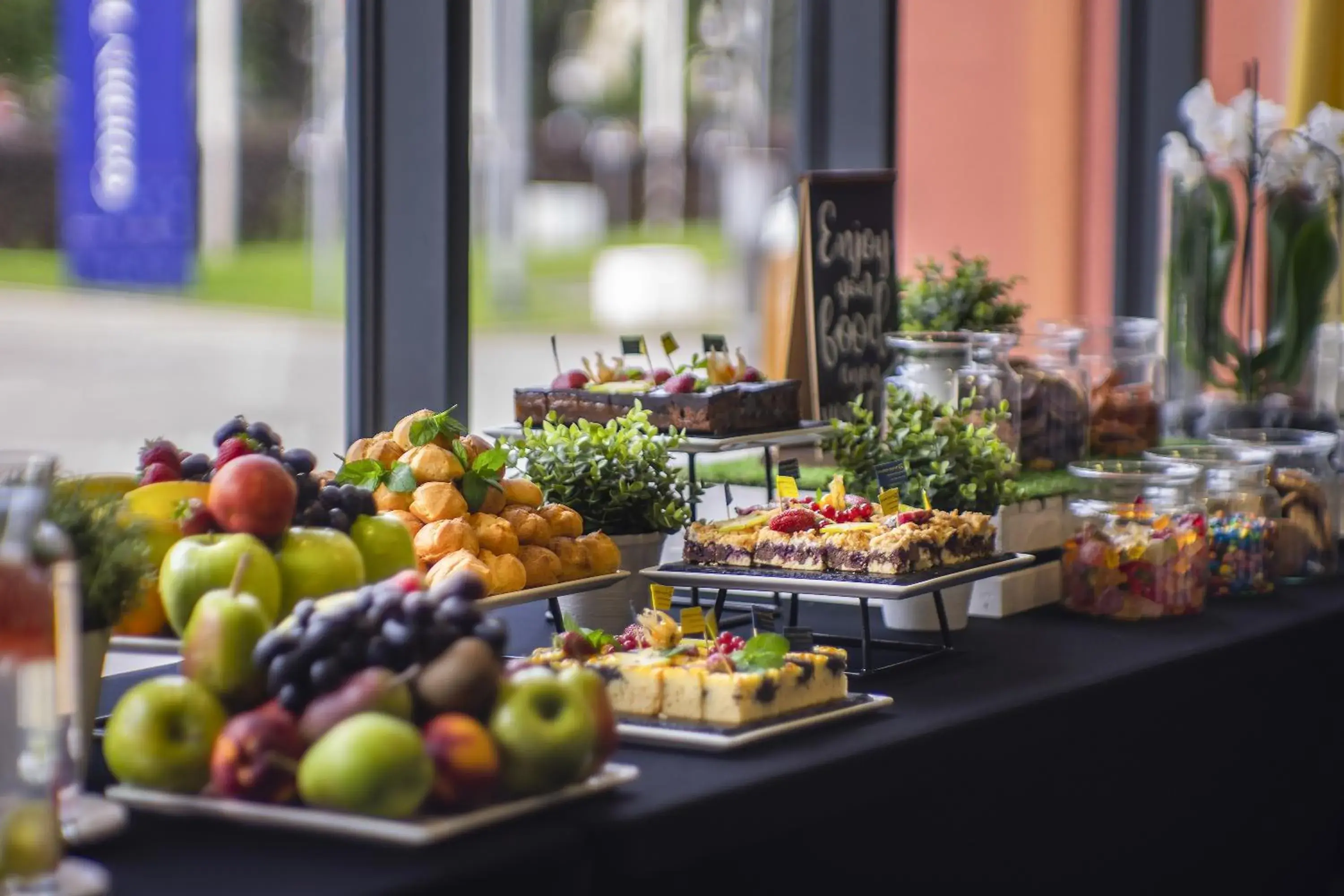 Restaurant/places to eat in Golden Tulip Gdańsk Residence Restaurant/places to eat in Golden Tulip Gdańsk Residence