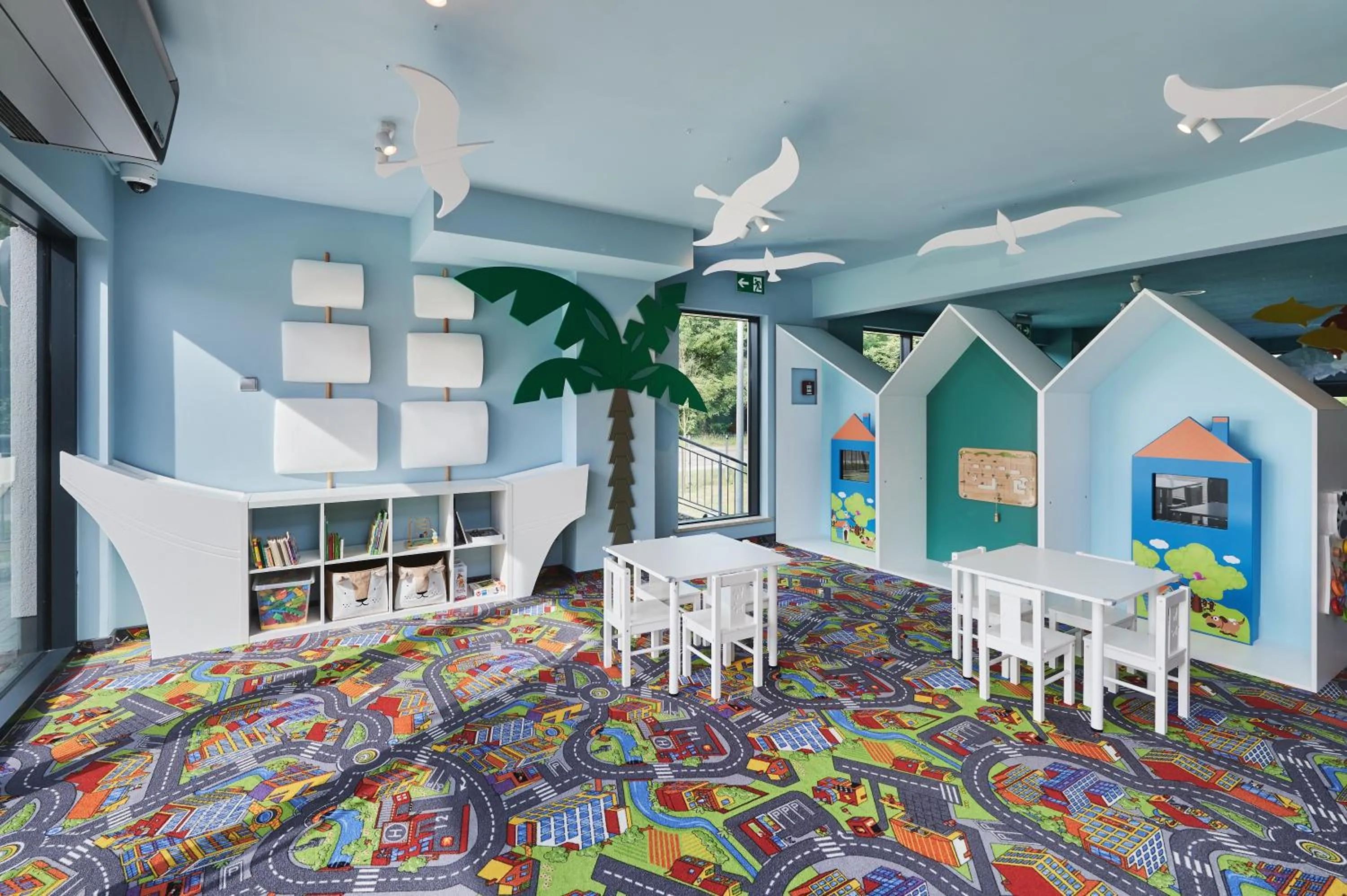 Children play ground in Golden Tulip Gdańsk Residence