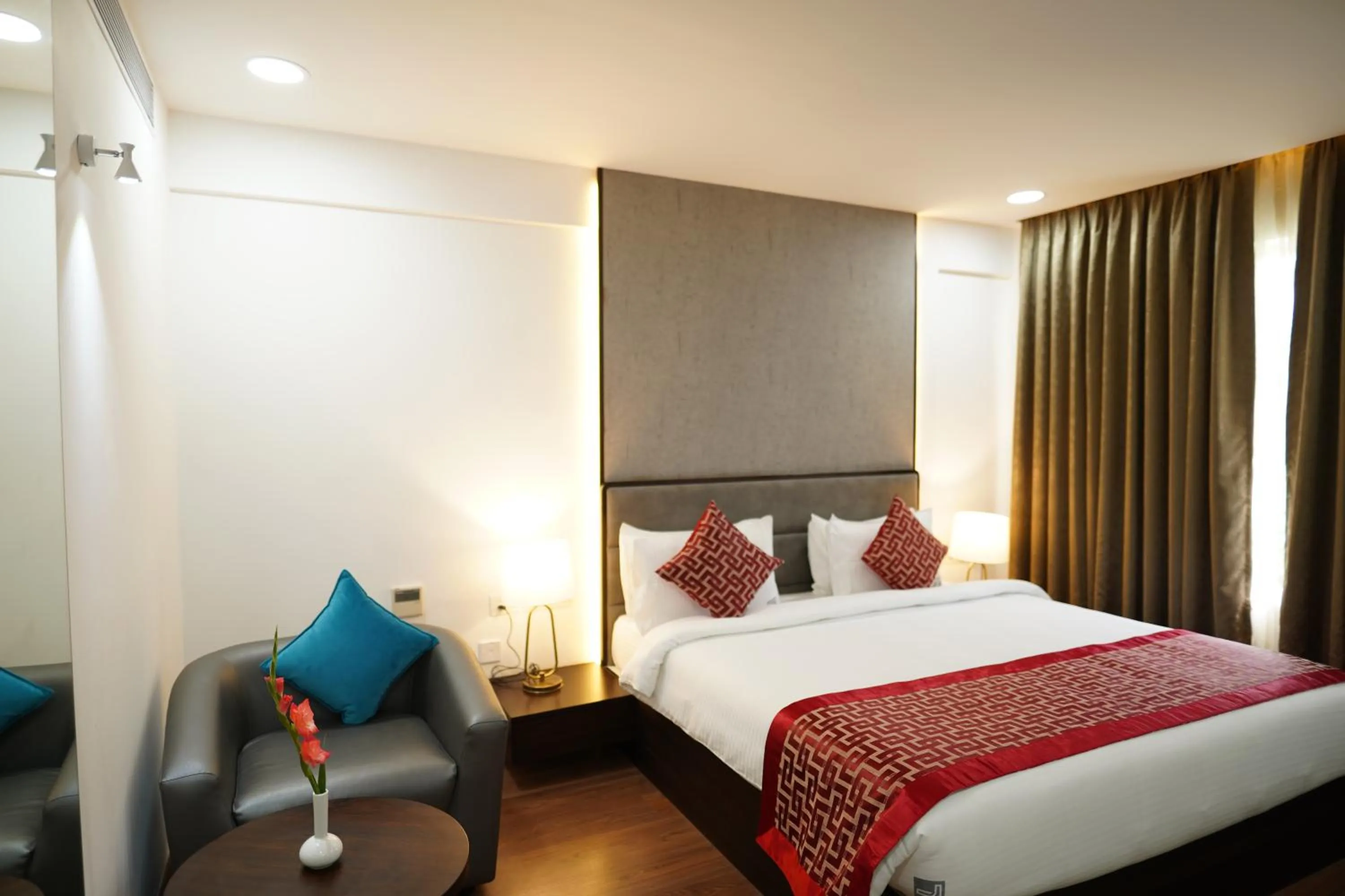 Bed in The Terrace by Ladder Mgd by Citrine