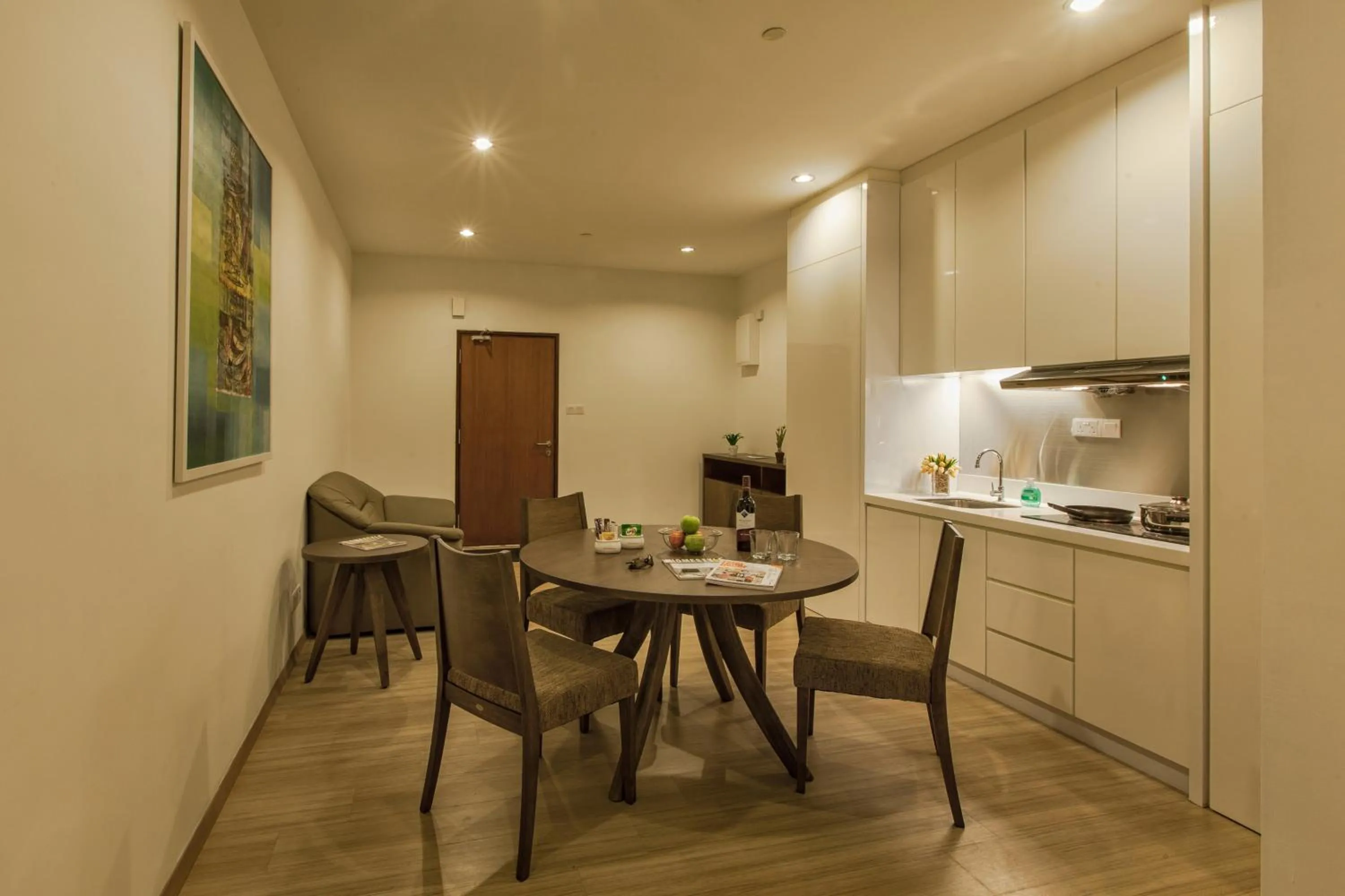 Kitchen or kitchenette in Luxfort 118 Service Suites