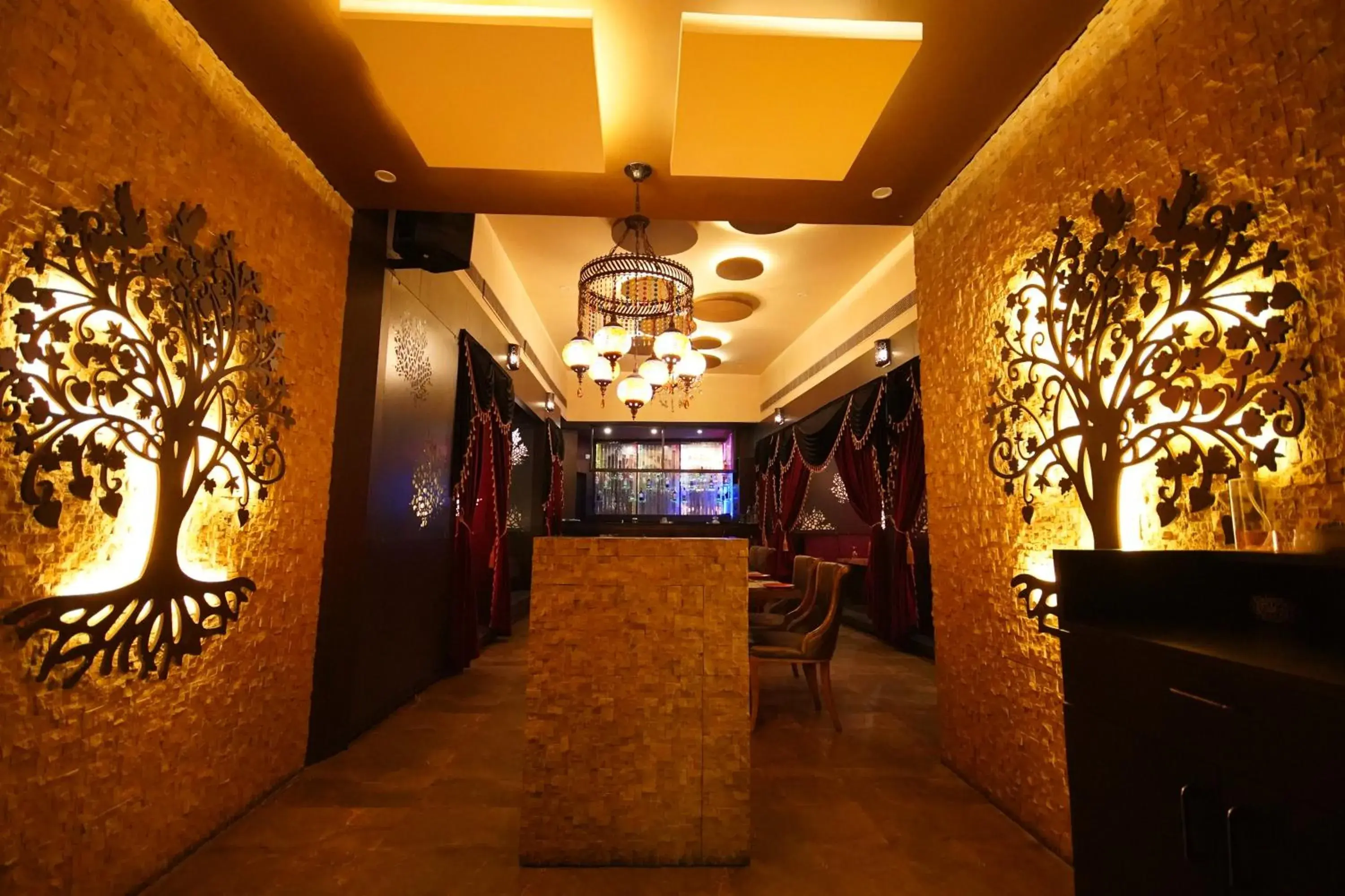 Restaurant/places to eat in HOTEL ARYA Restaurant/places to eat in HOTEL ARYA