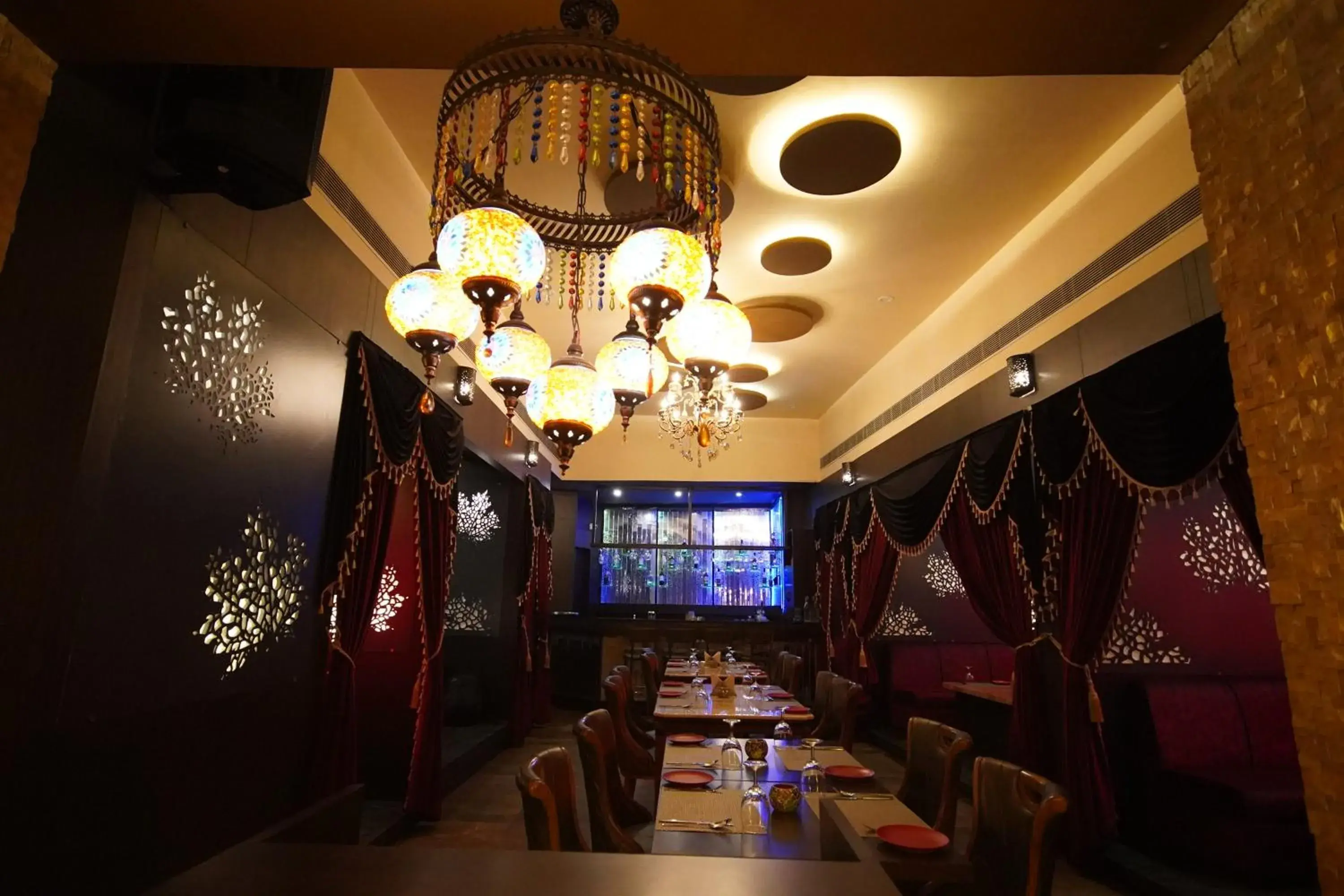 Restaurant/places to eat in HOTEL ARYA Restaurant/places to eat in HOTEL ARYA