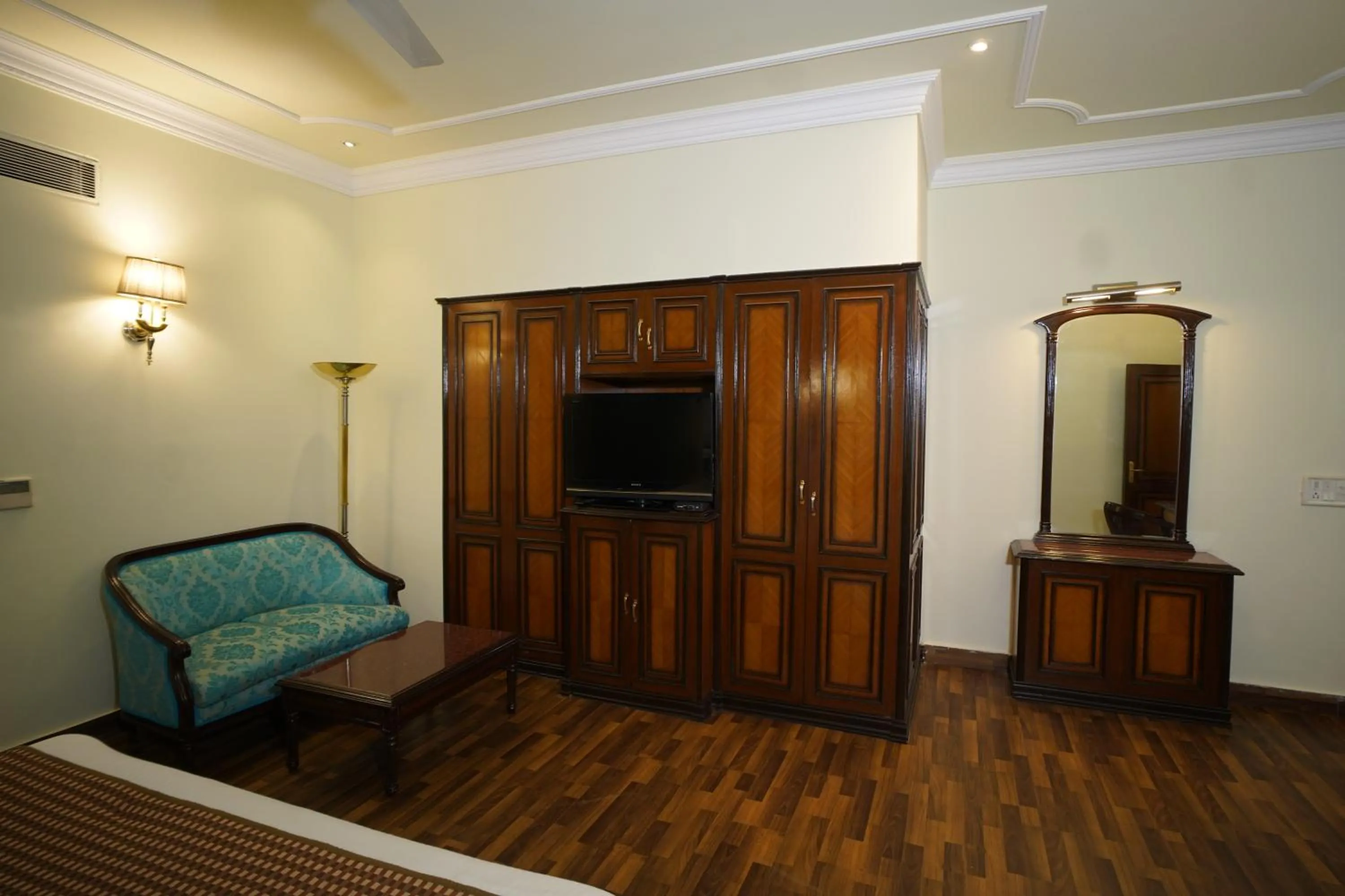 TV and multimedia in HOTEL ARYA