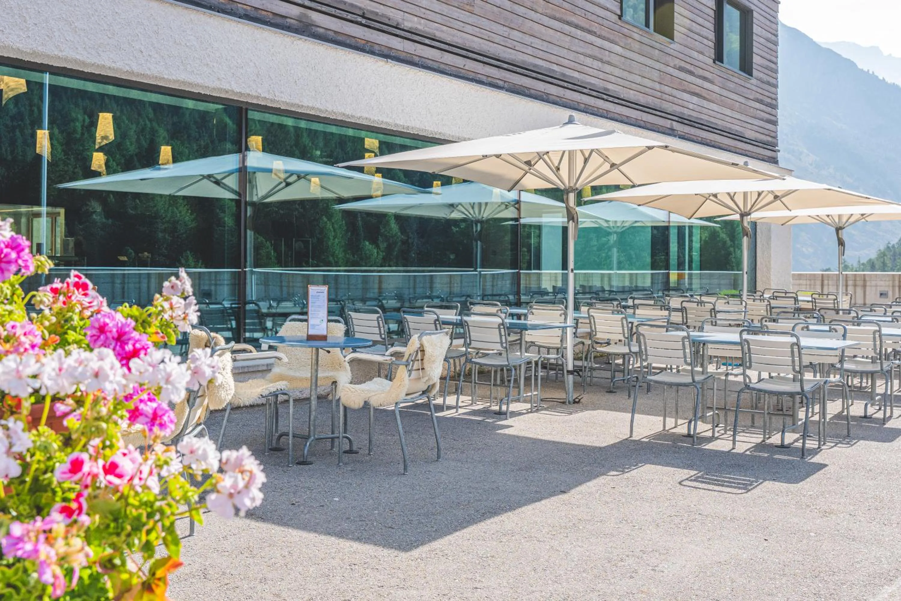 Balcony/Terrace in Saas-Fee wellnesshostel4000