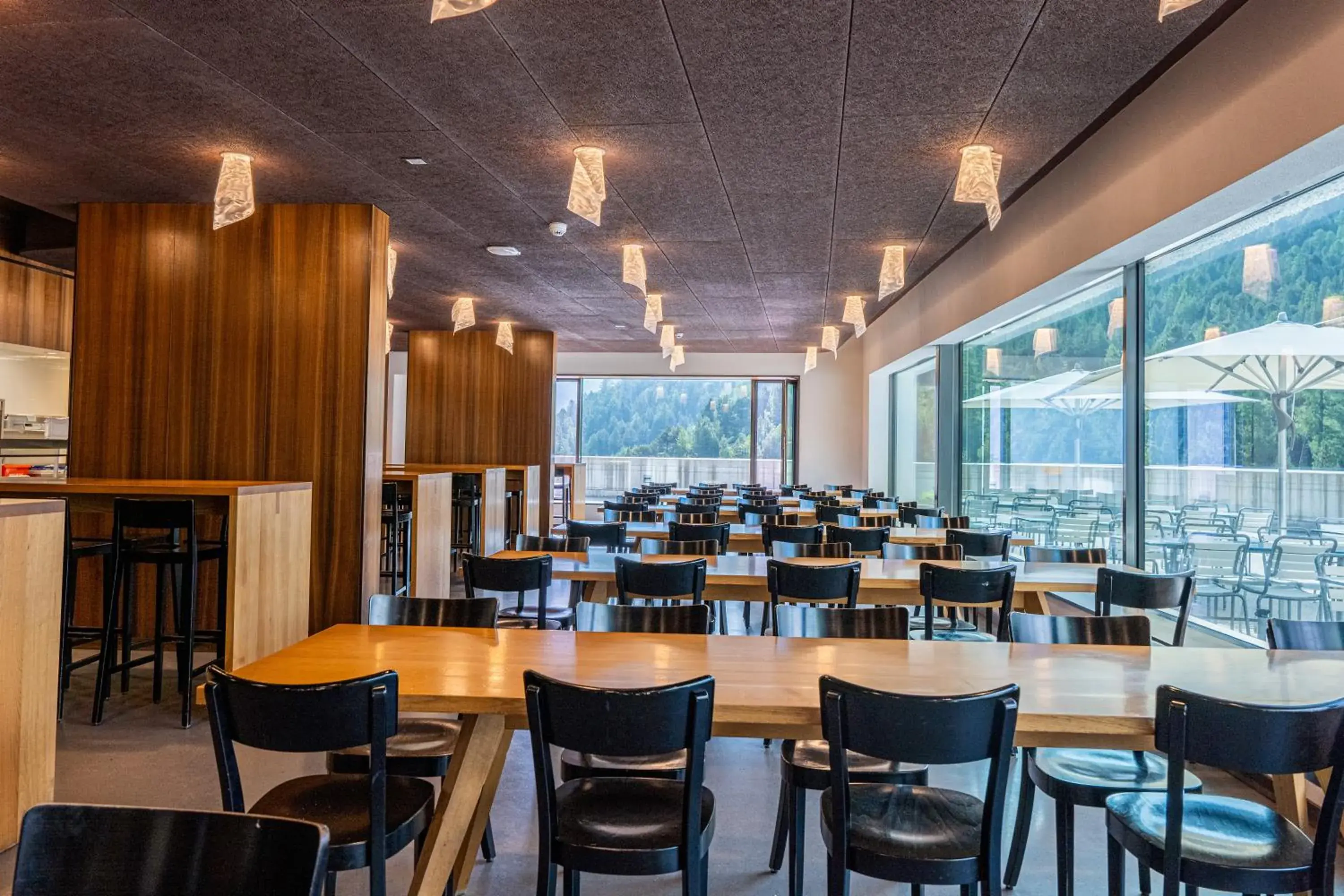 Restaurant/places to eat in Saas-Fee wellnesshostel4000 Restaurant/places to eat in Saas-Fee wellnesshostel4000