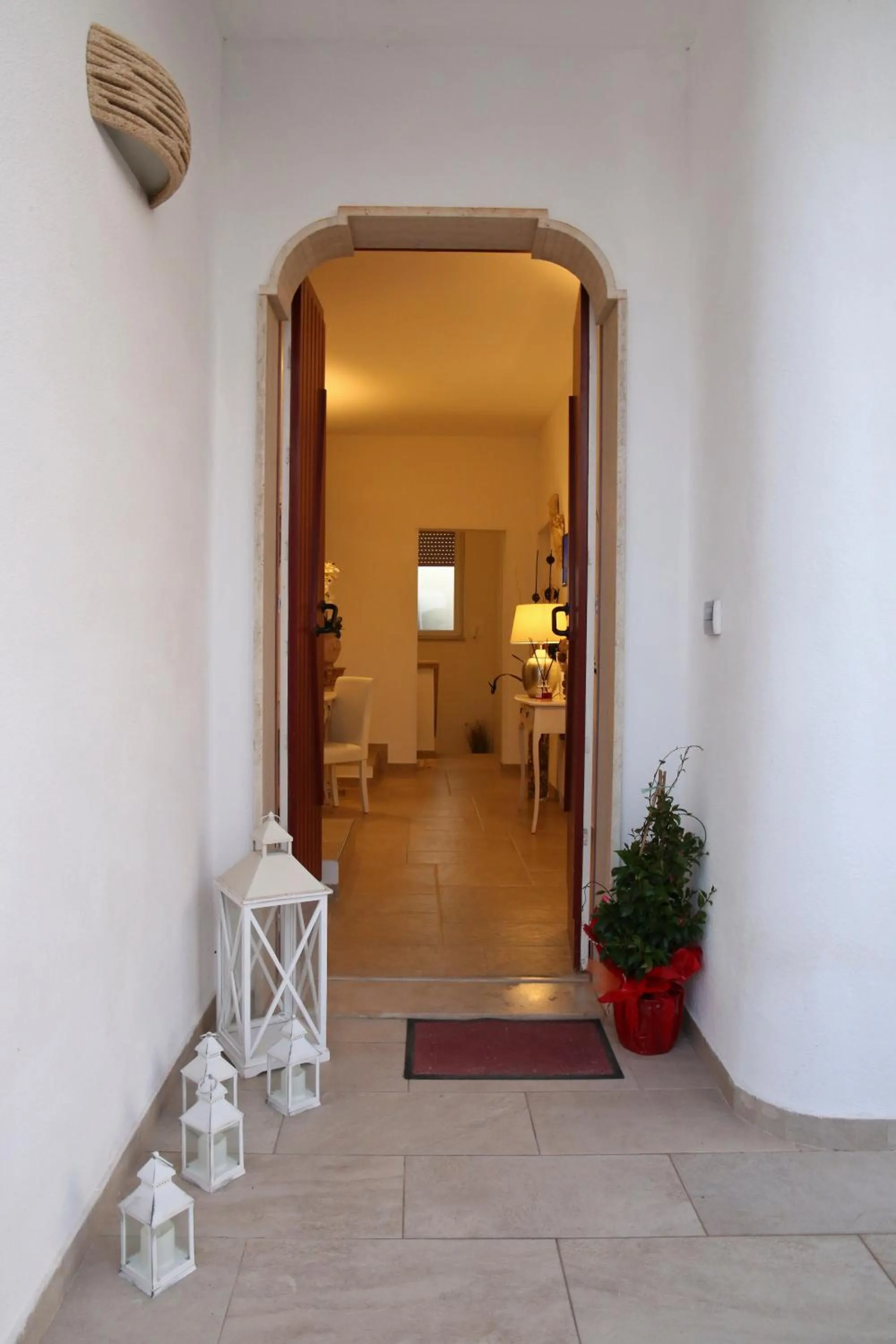 Facade/entrance in I 7 Peccati