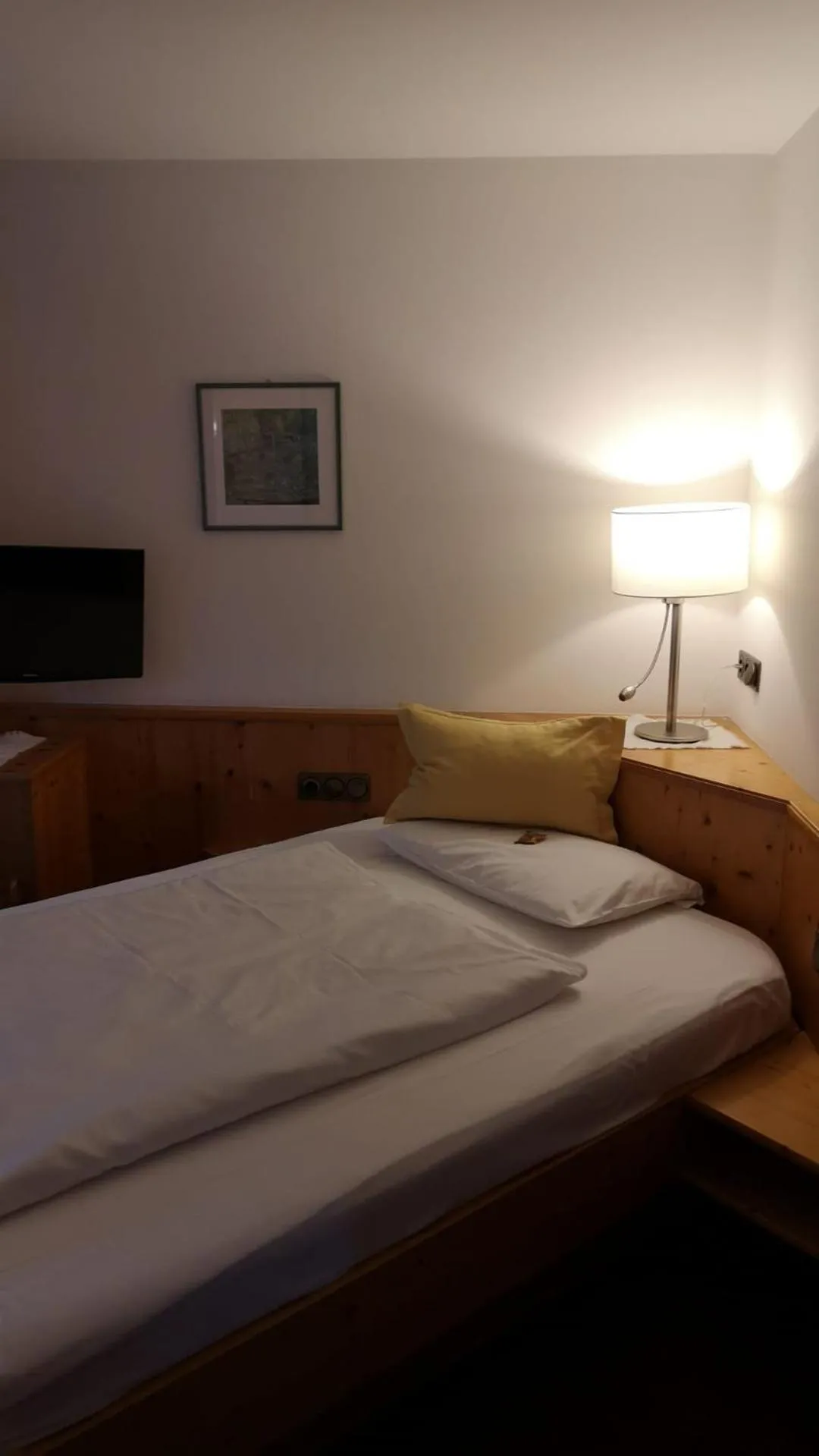 Bed in Hotel Fortuna