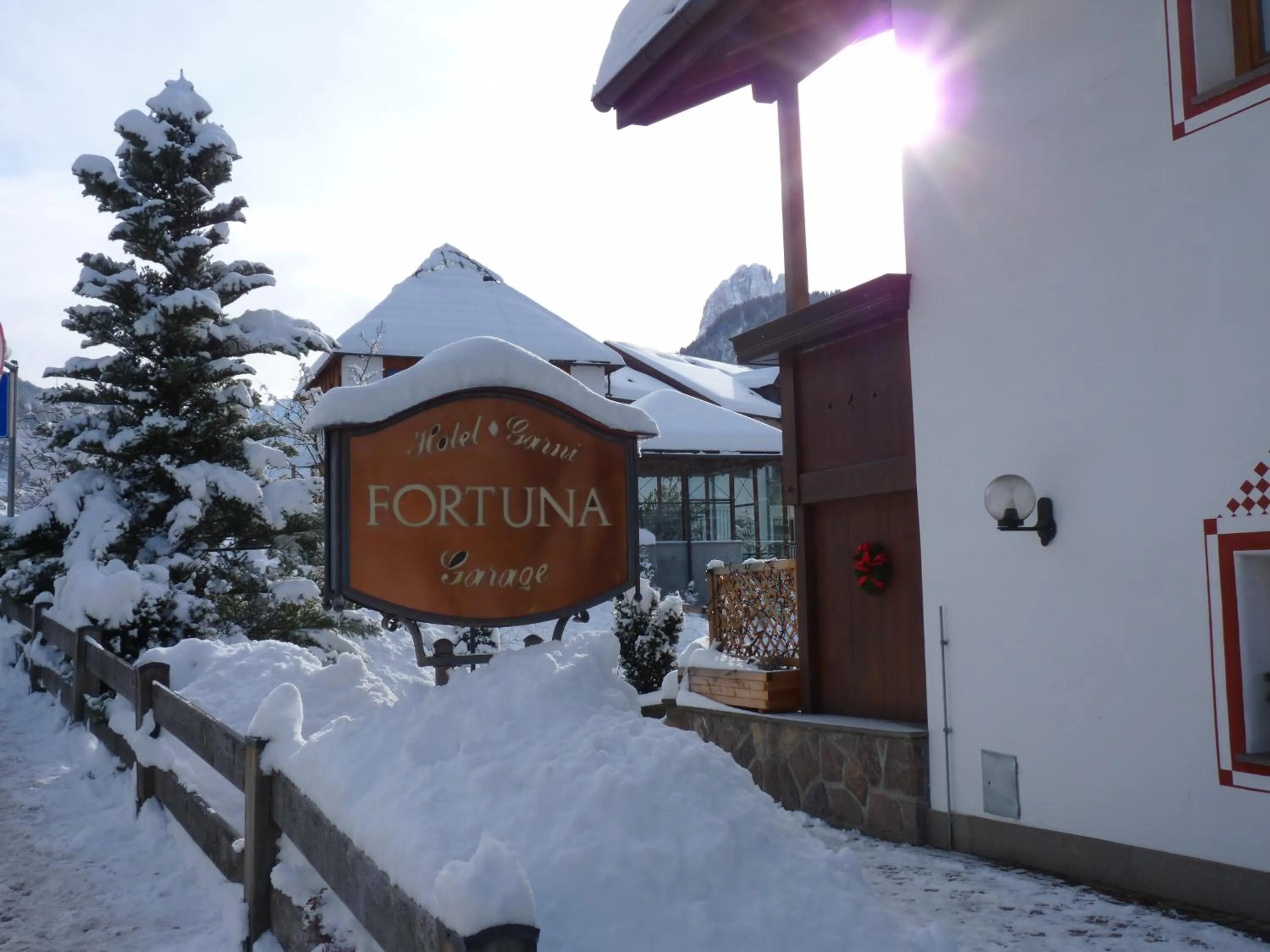 Property logo or sign in Hotel Fortuna