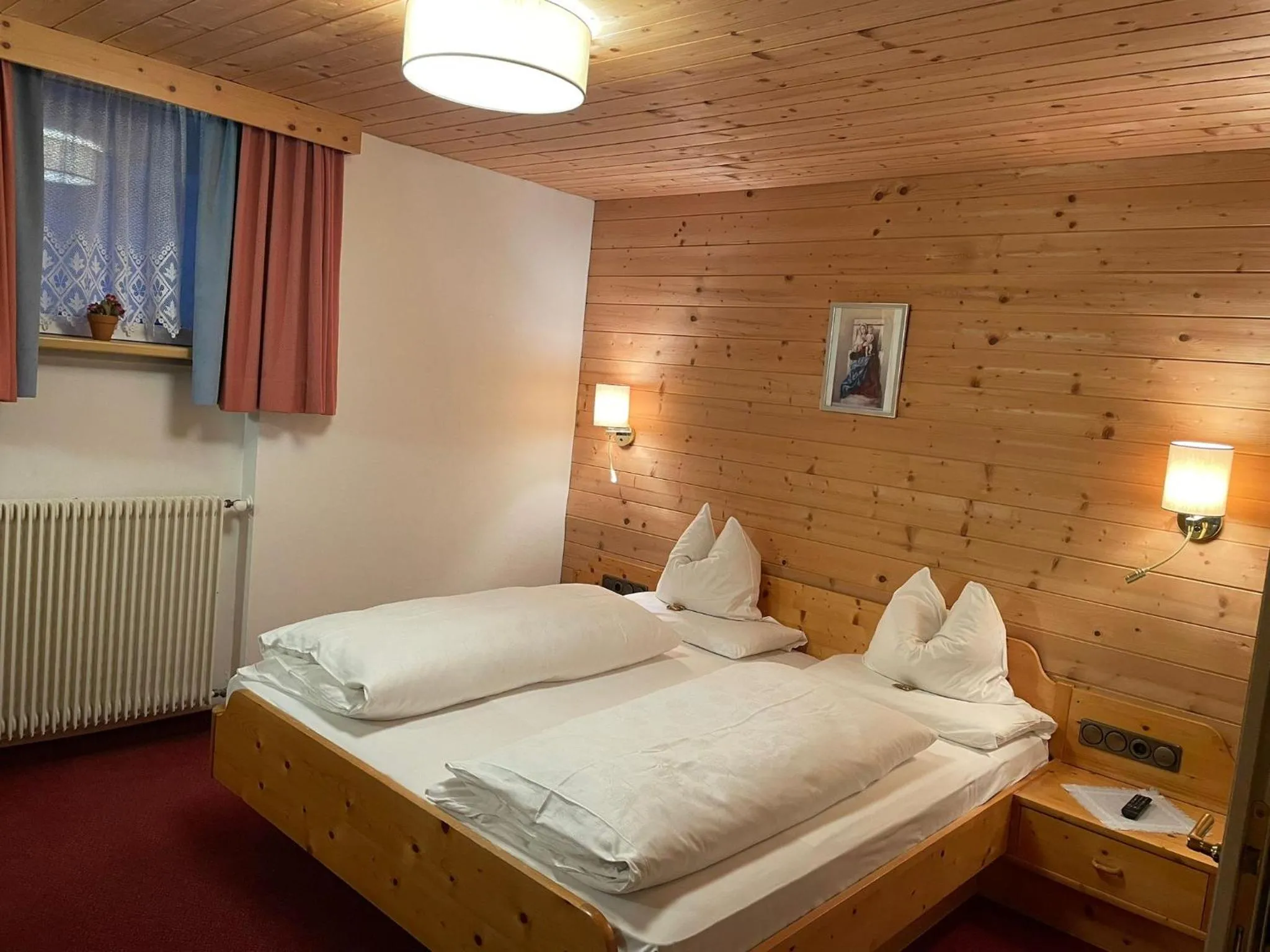 Bedroom, Bed in Hotel Fortuna