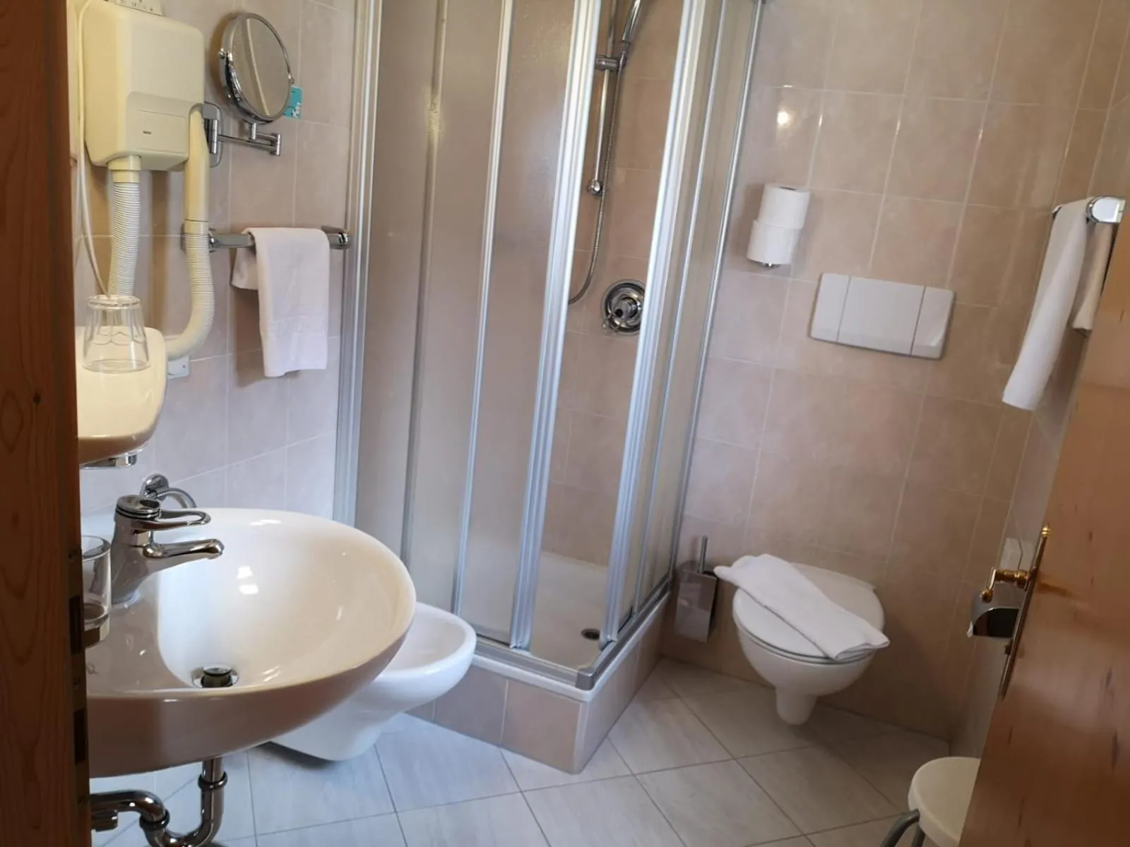 Bathroom in Hotel Fortuna