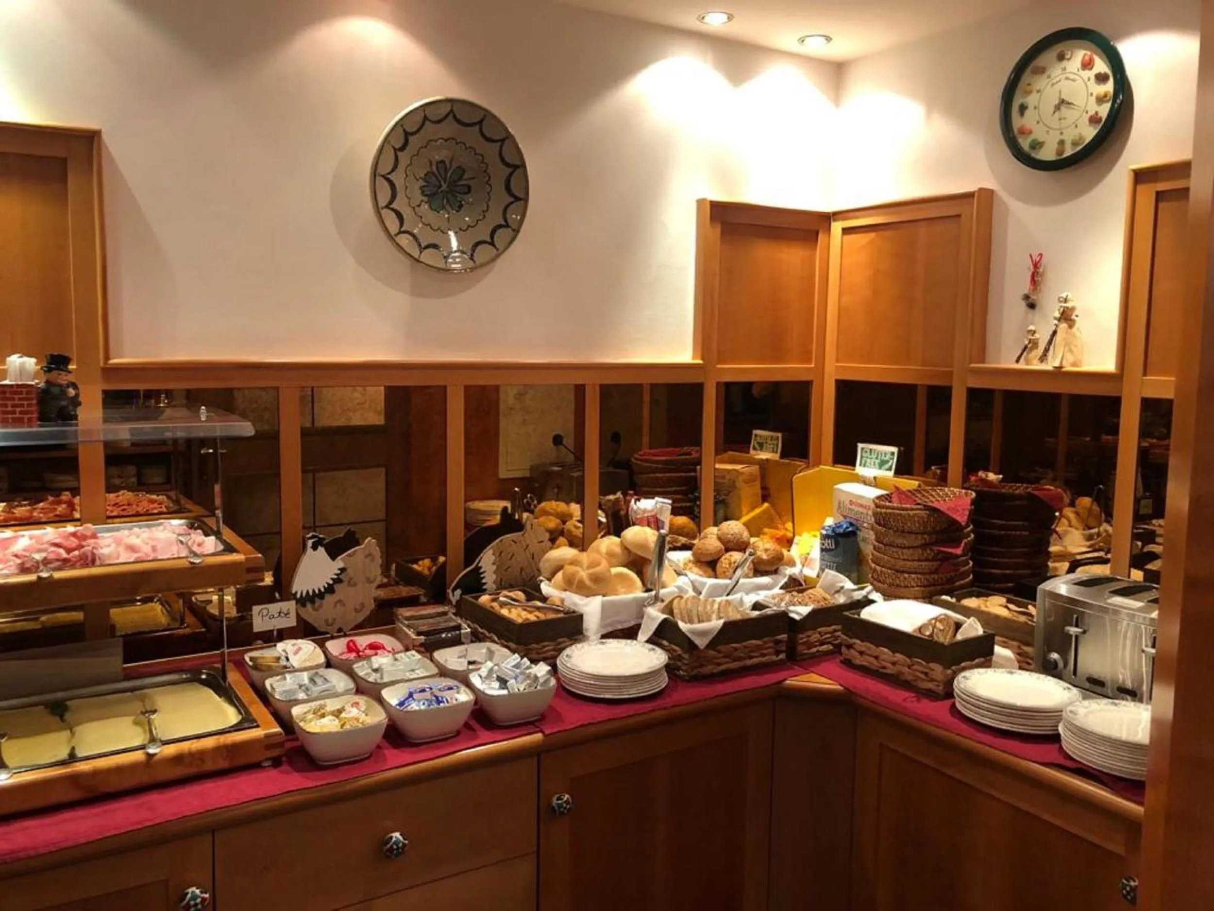 Breakfast in Hotel Fortuna