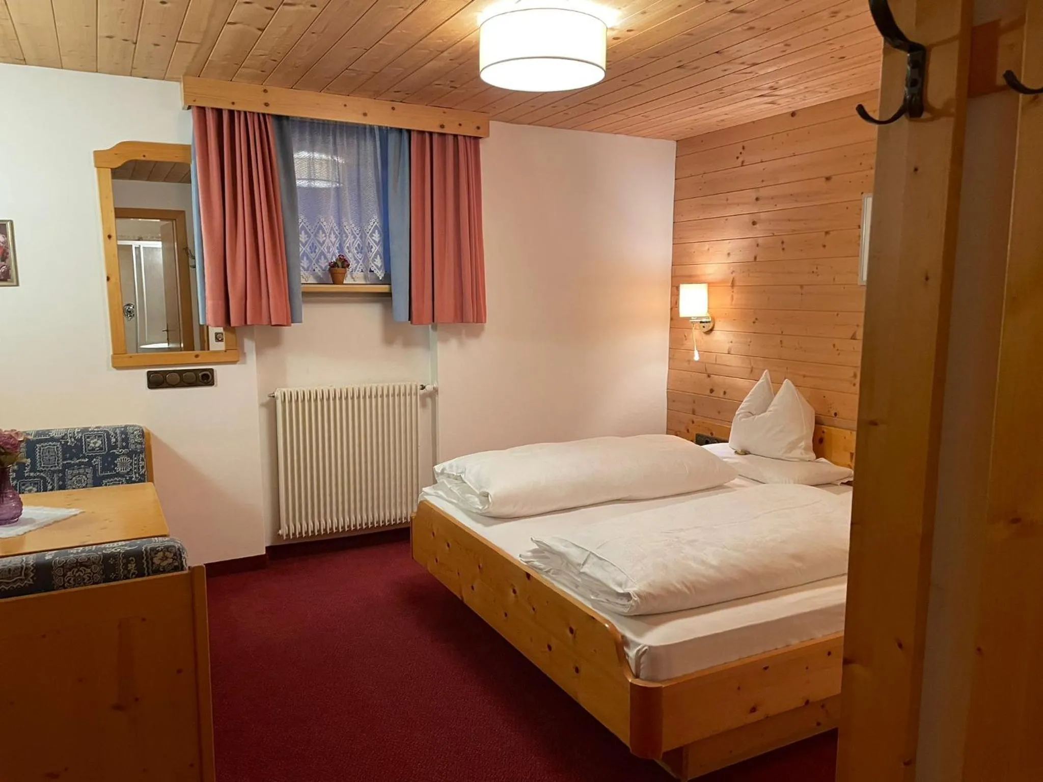 Bedroom, Bed in Hotel Fortuna