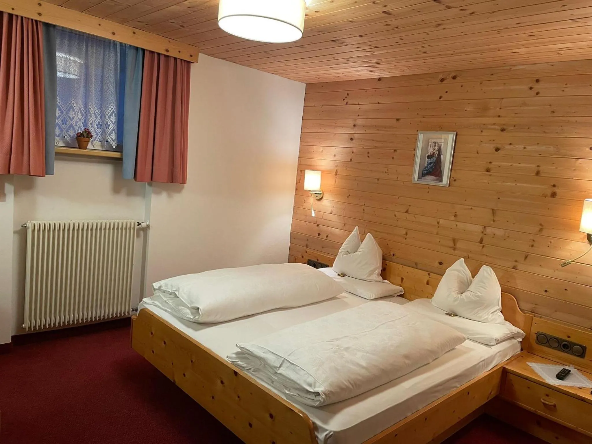 Bedroom, Bed in Hotel Fortuna