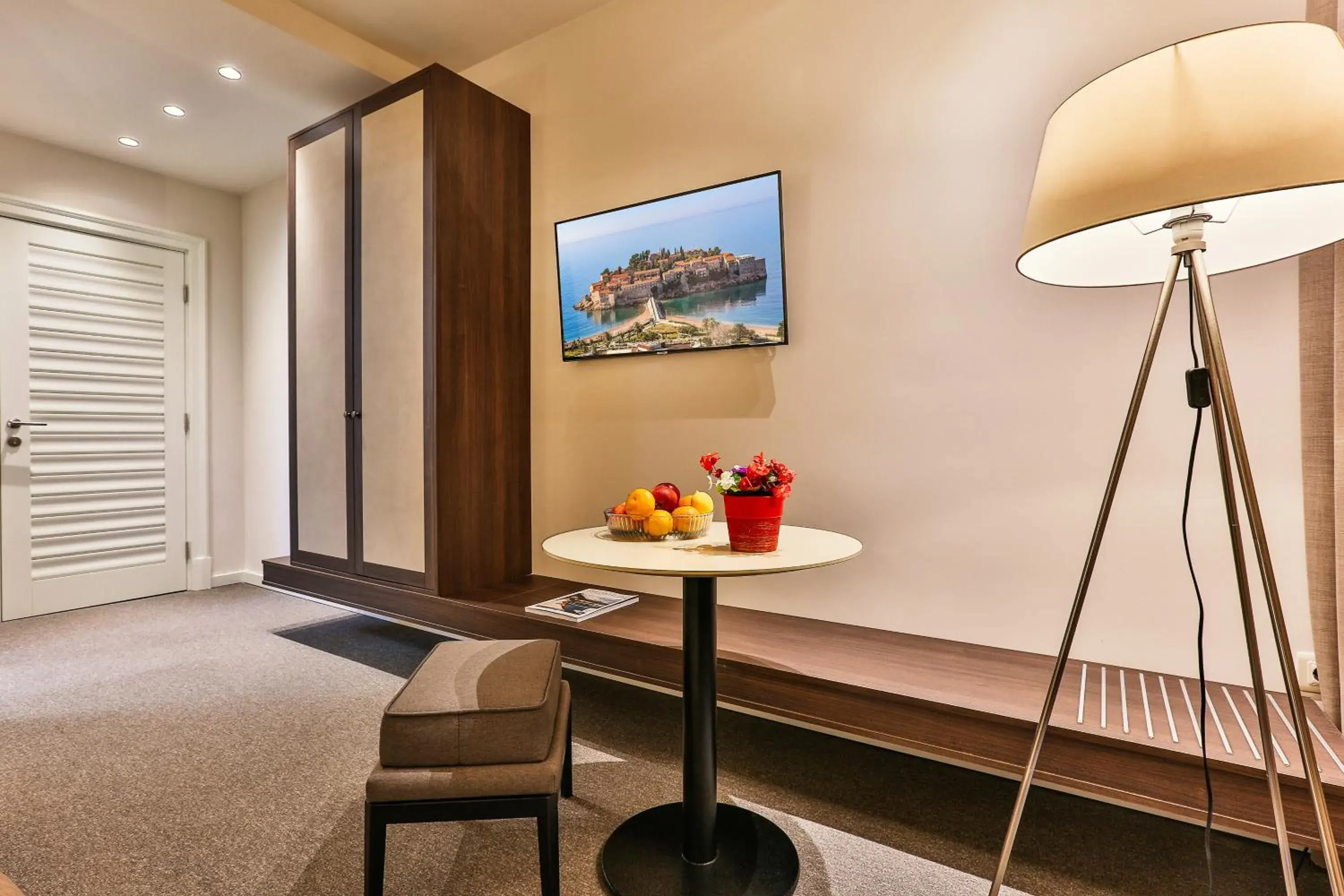 TV and multimedia, Bed in Hotel Bono TV and multimedia, Bed in Hotel Bono